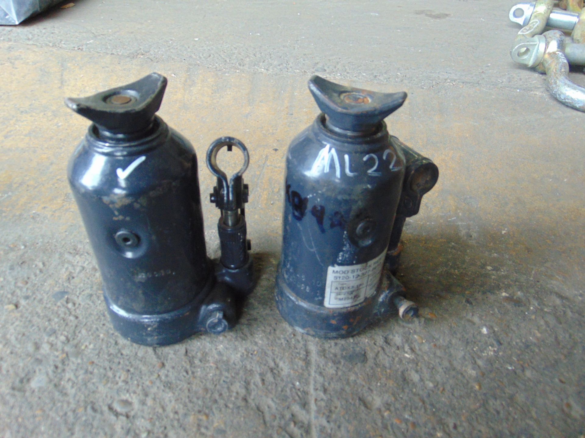 2 x Webber-Hydraulik 3t vehicle bottle jacks - Image 2 of 2