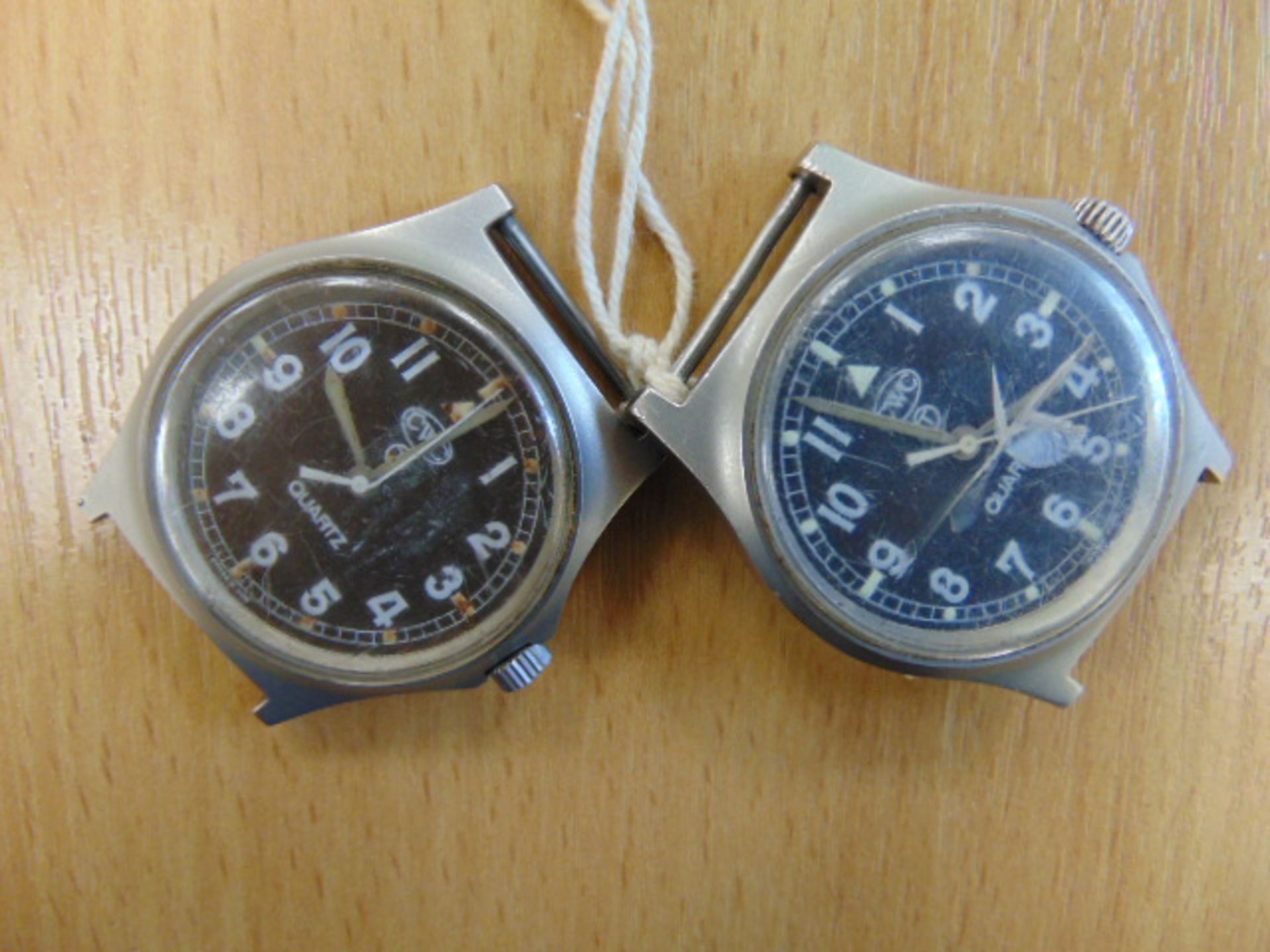 2X RARE 0552 ROYAL MARINE ISSUE CWC SERVICE WATCHES DATED 1989/1989