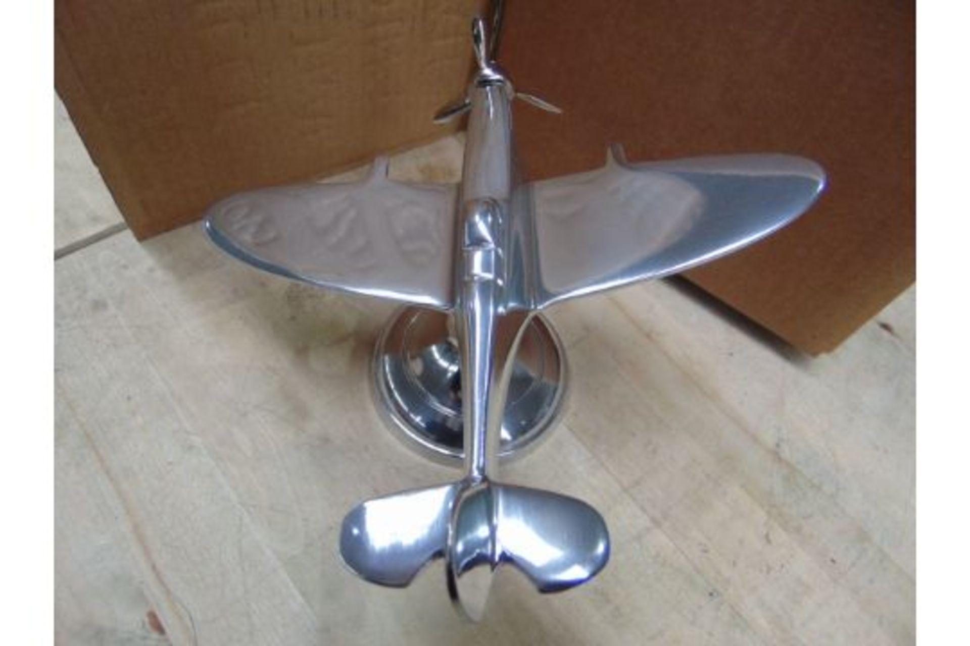 POLISHED ALUMINIUM DESK TOP SPITFIRE MODEL - Image 3 of 7