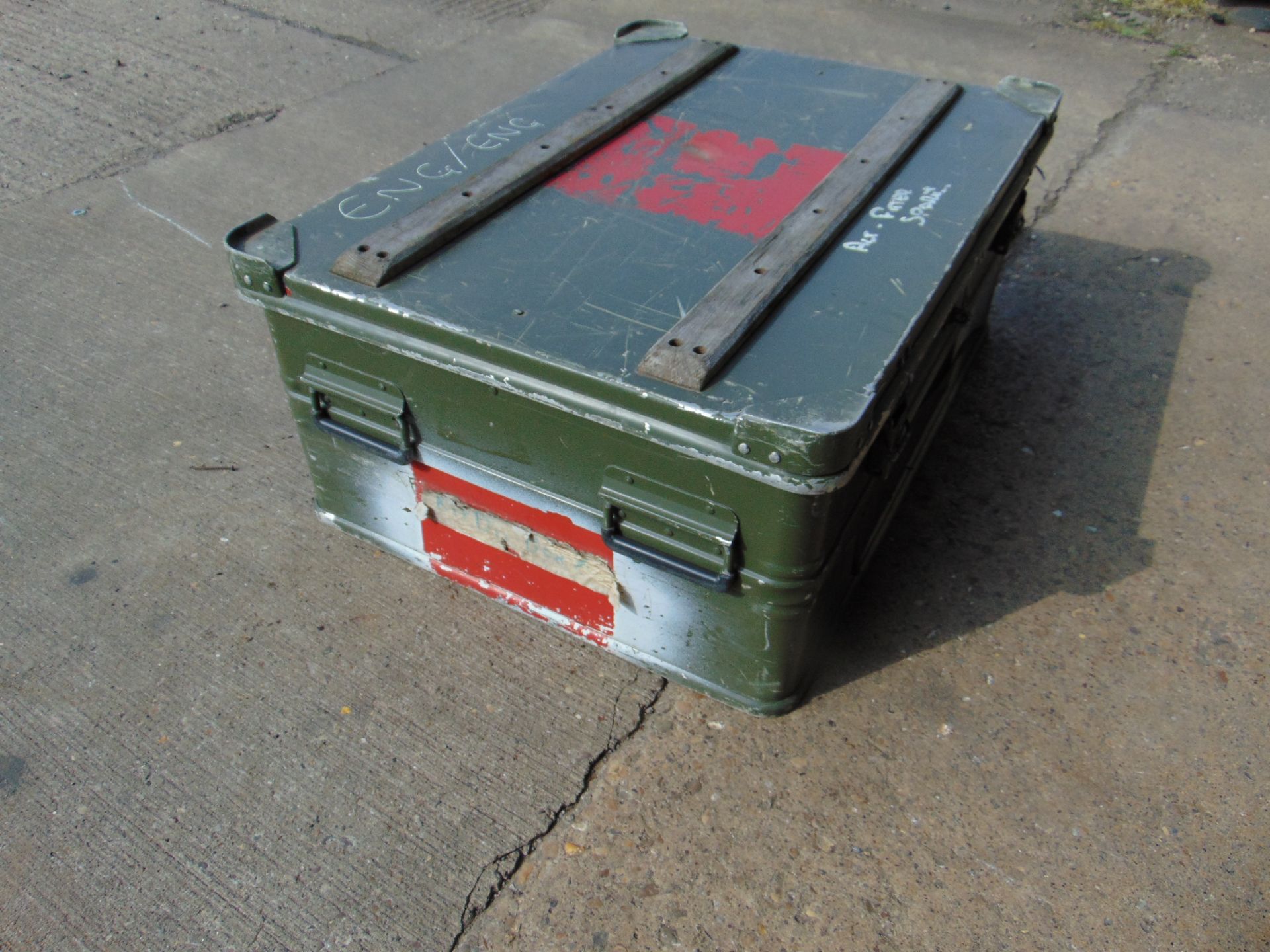 Aluminium Stackable Storage Box L30" x W23" x H12.5" - Image 4 of 5