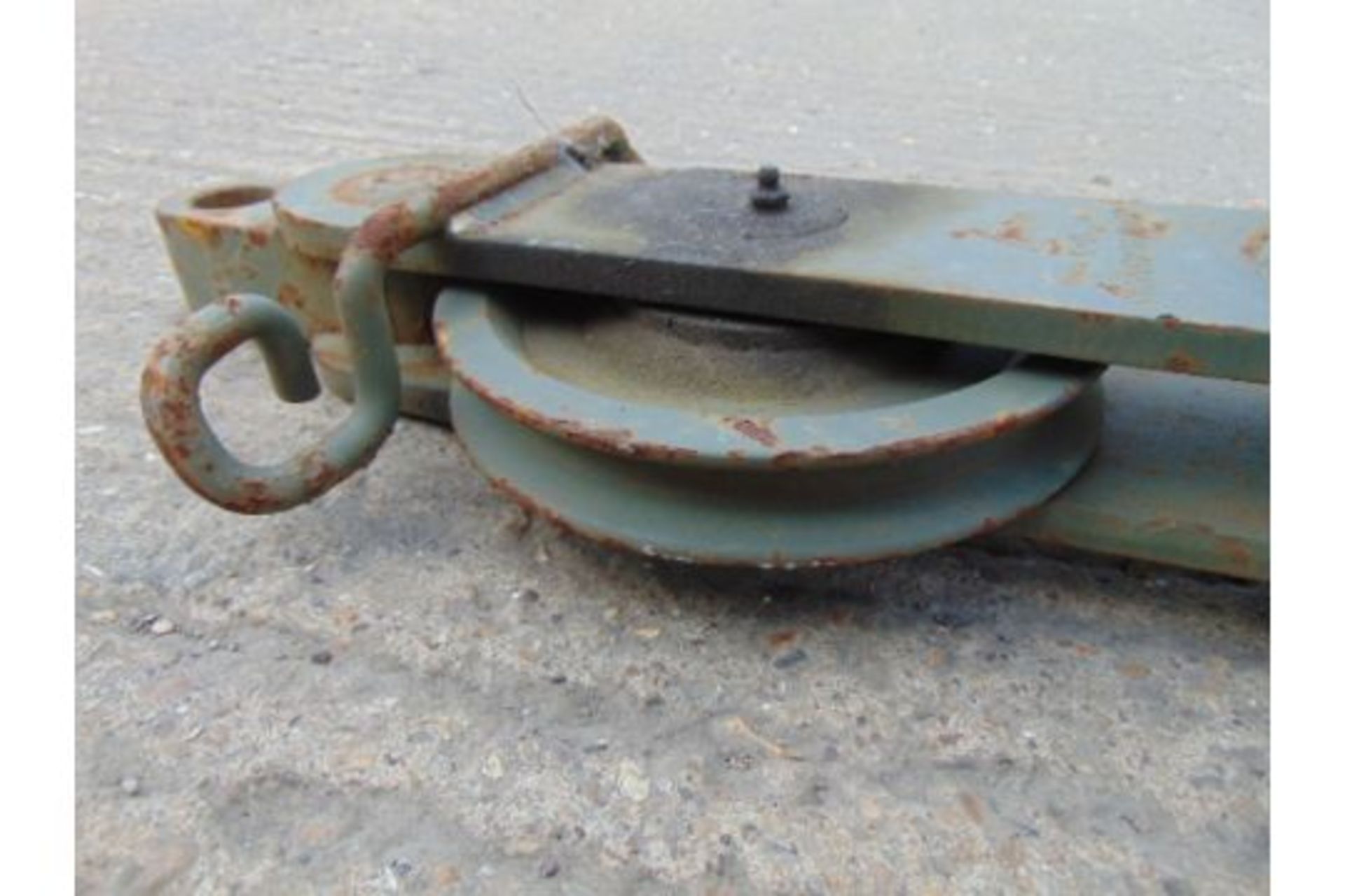 10.5 tonne Snatch block, as used on CVR(T) Samson Recovery Vehicle - Image 3 of 4