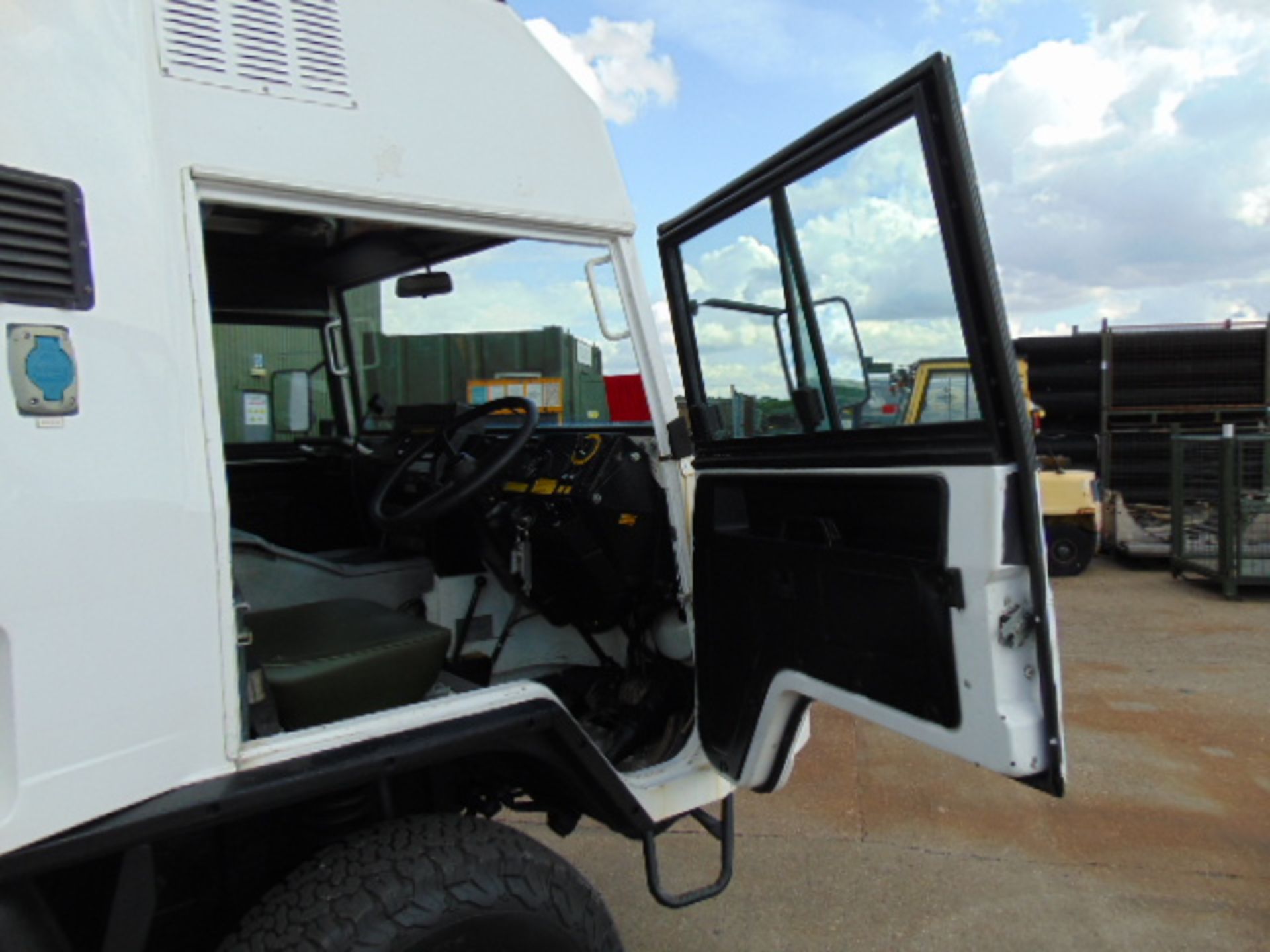 Military Specification Pinzgauer 718 6X6 ONLY 23,750 MILES! - Image 9 of 52