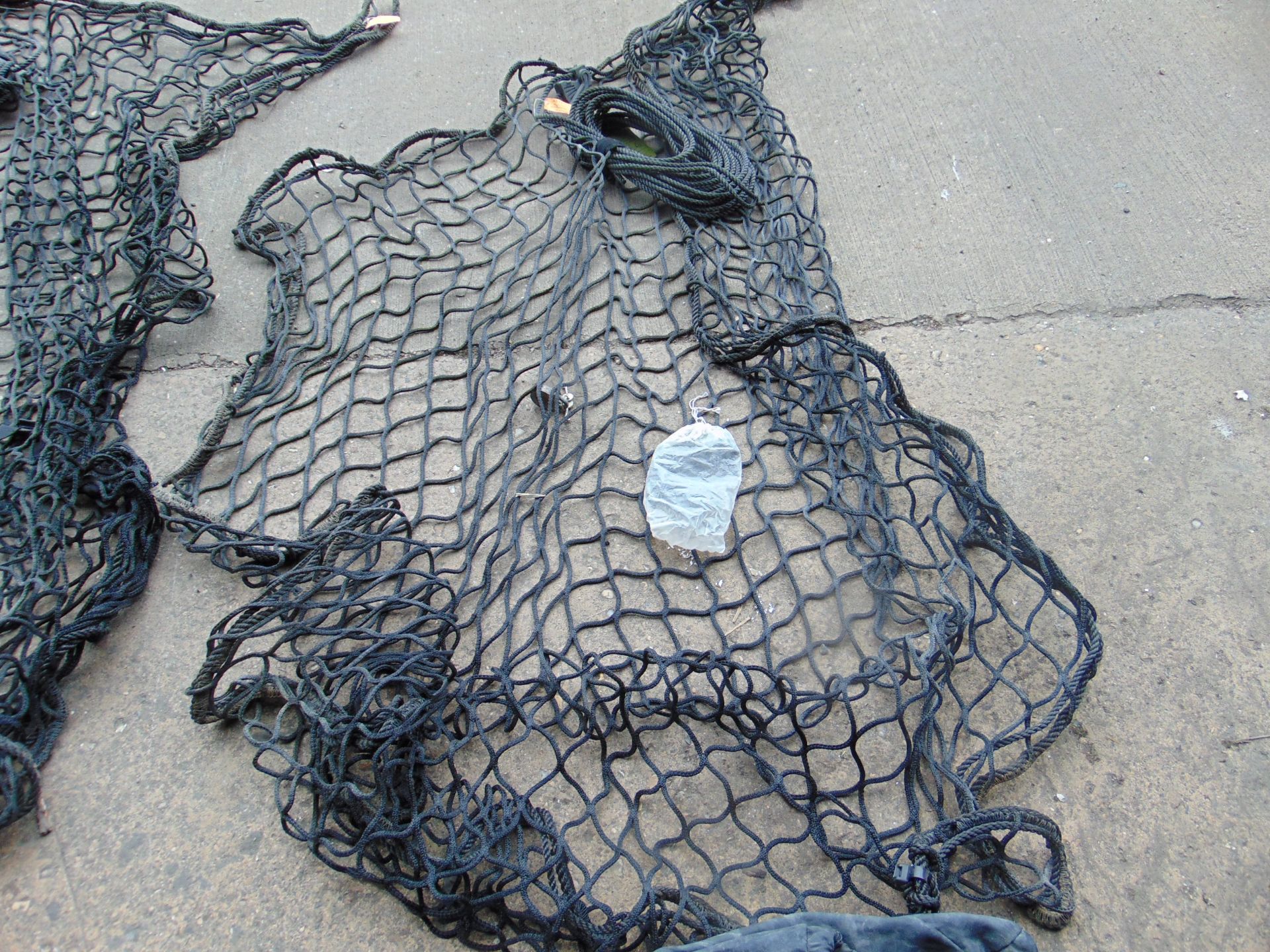 2 x LOADTAMER CARGO NETS 80" x 84", WITH CONNECTOR LOOPS - Image 4 of 4