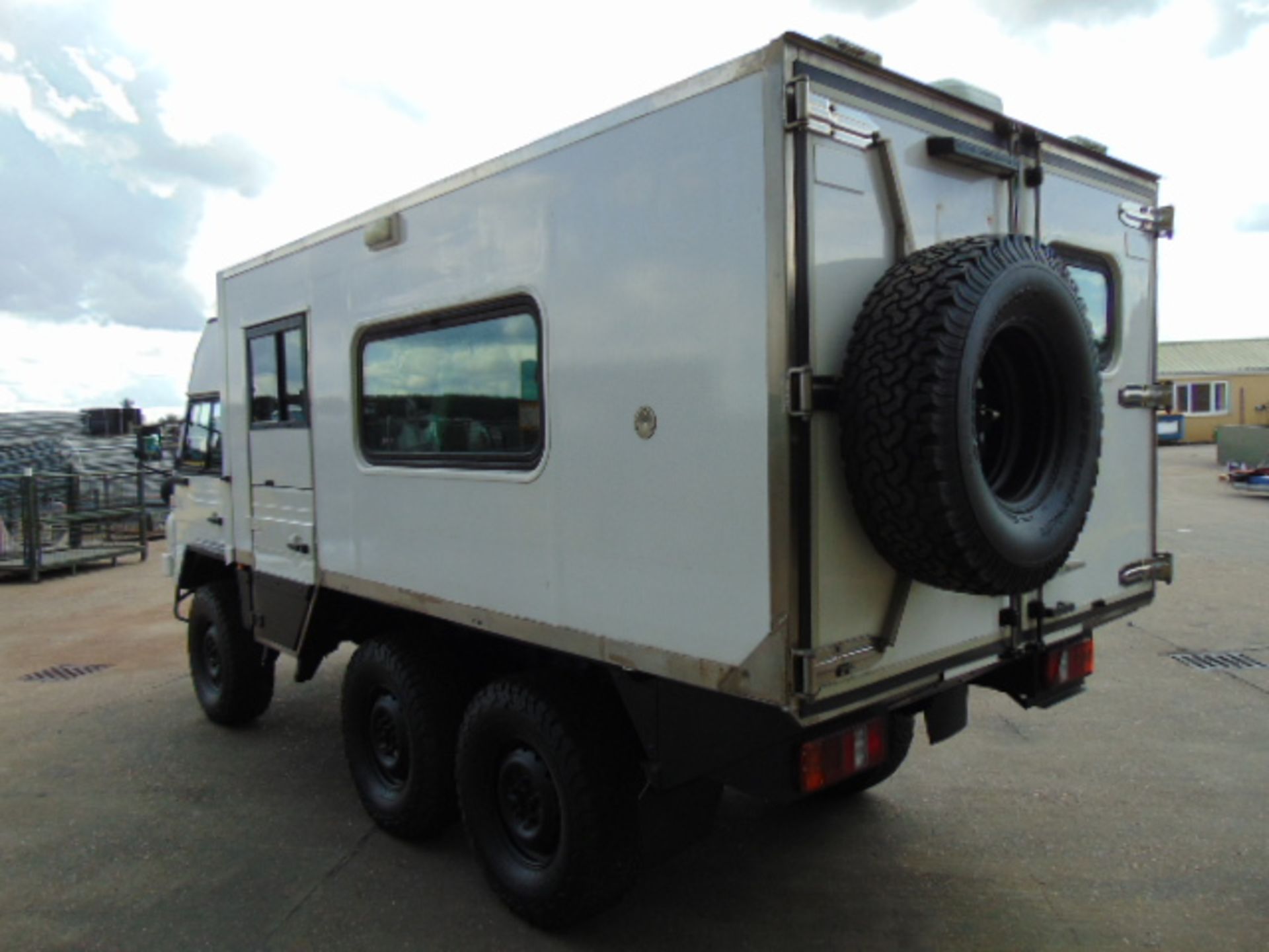 Military Specification Pinzgauer 718 6X6 ONLY 23,750 MILES! - Image 8 of 52