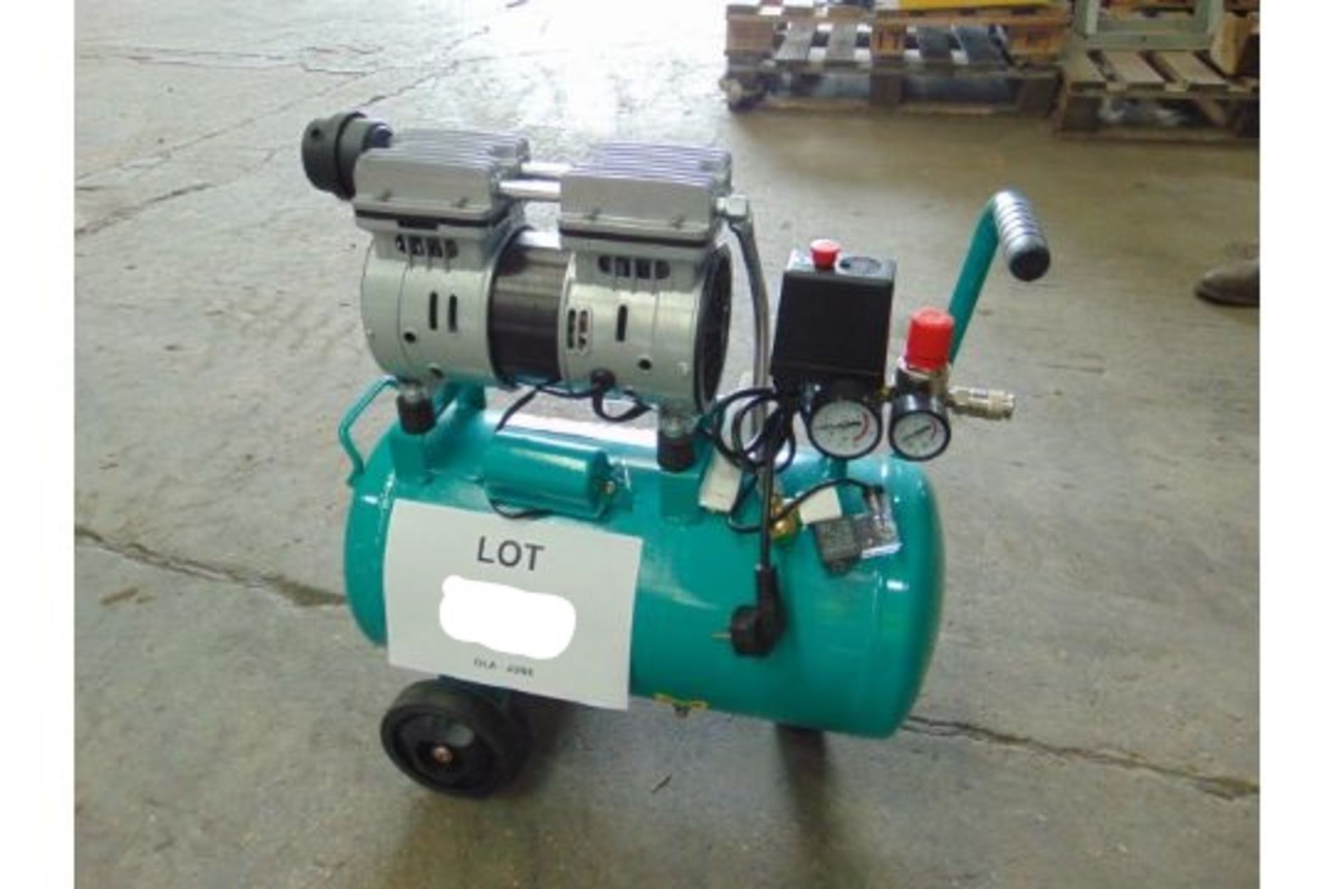 SCHMELZER JN 550-24L 8 BAR 115 PSI GARAGE COMPRESSOR