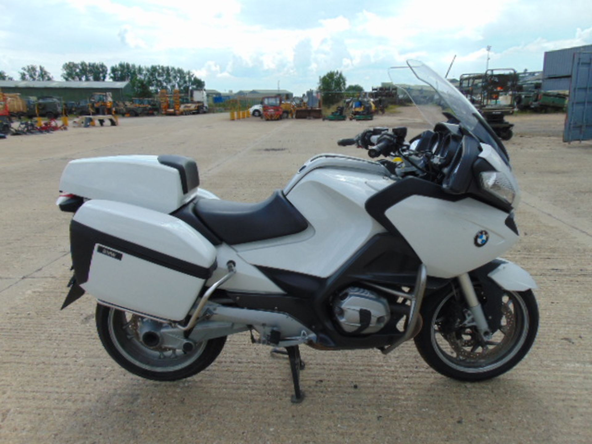 Ex UK Police 1 Owner 2014 BMW R1200RT Motorbike ONLY 24,097 Miles! - Bild 5 aus 20