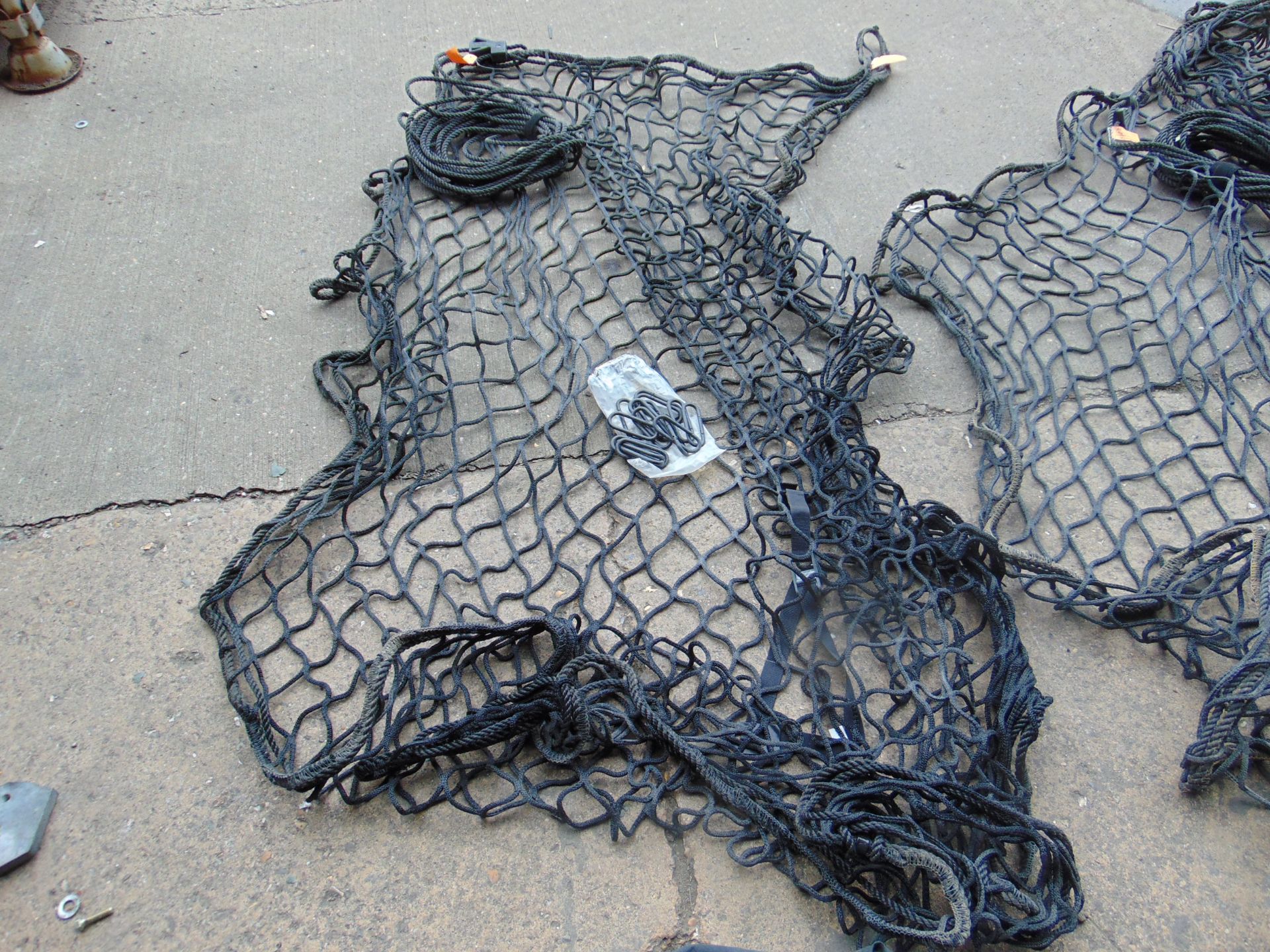 2 x LOADTAMER CARGO NETS 80" x 84", WITH CONNECTOR LOOPS - Image 3 of 4