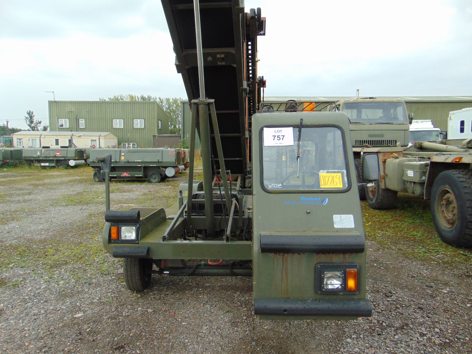 AGSE AIRCRAFT MOBILE CONVEYOR FROM RAF RESERVE - Image 2 of 16