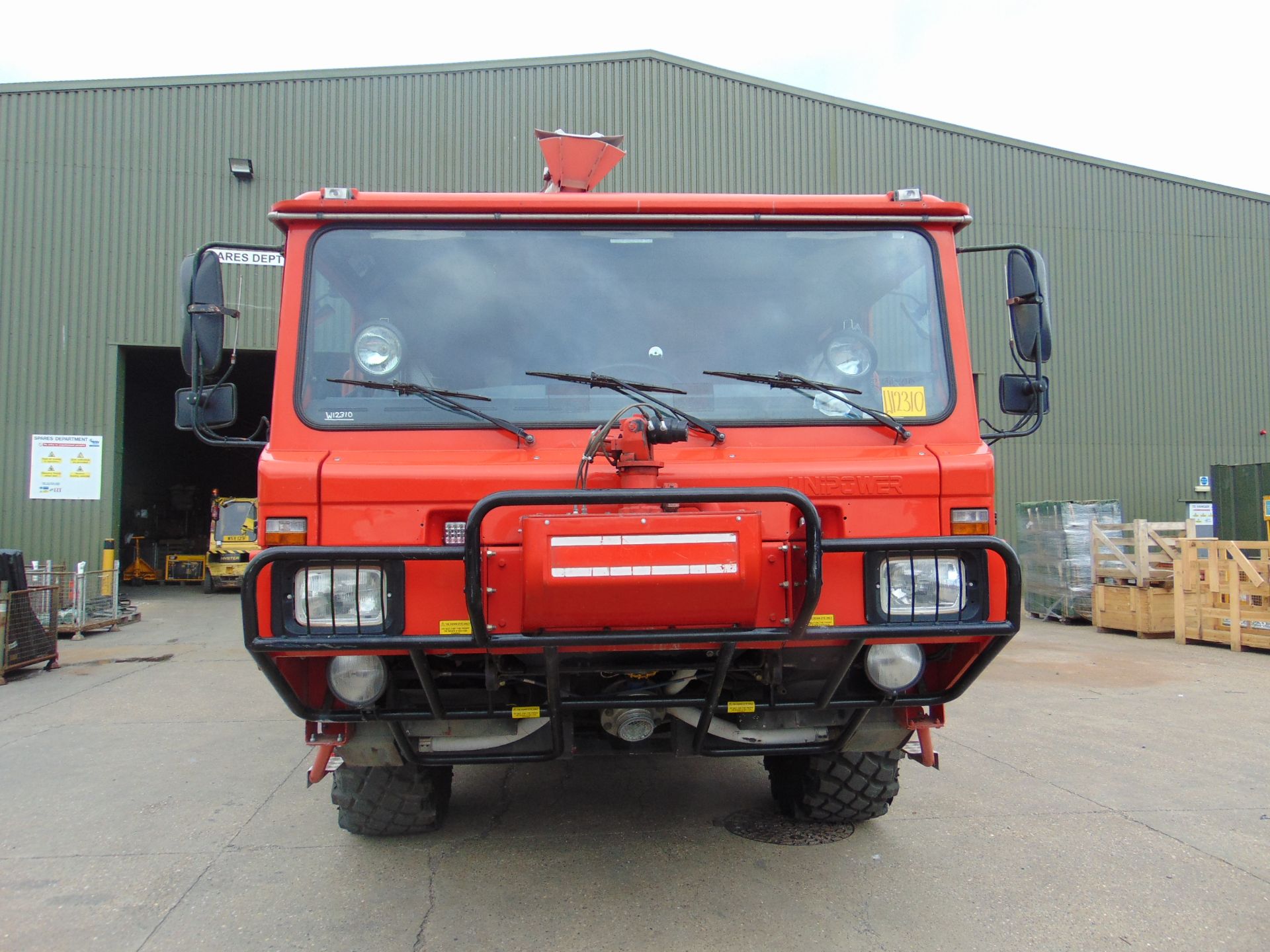 Carmichael International MFV 2, Airfield 6x6 Crash Tender 2014 Fitted with 700hp Cat c18 engine. - Image 2 of 30