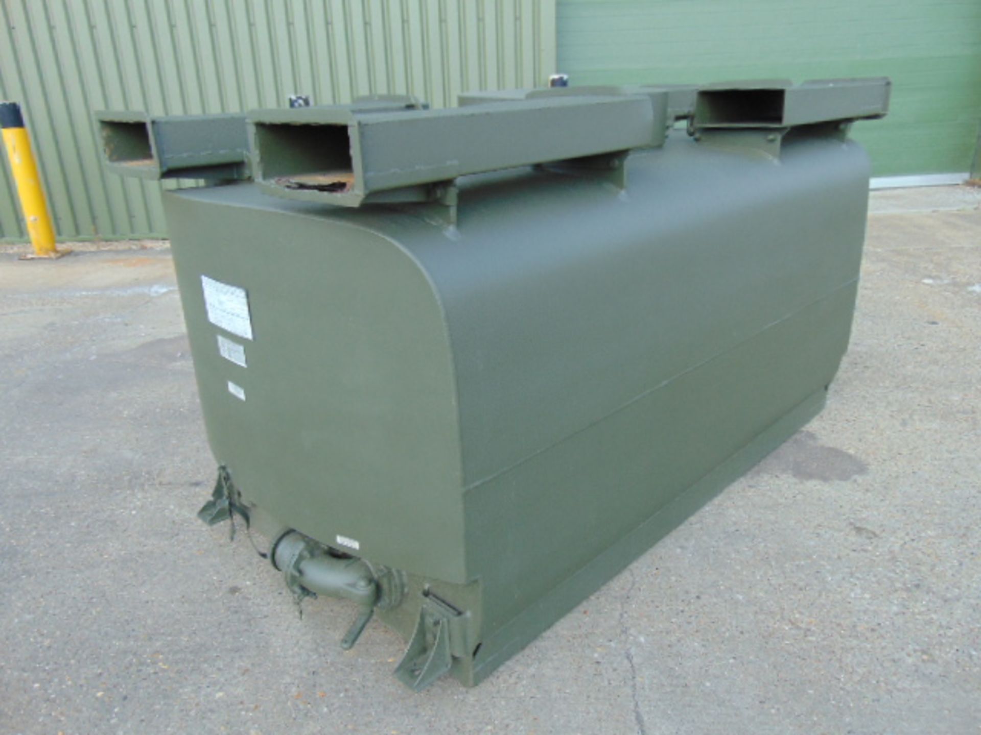 Gloster Saro 2,200Ltr Aluminium Fuel/Fluid Distribution Tank