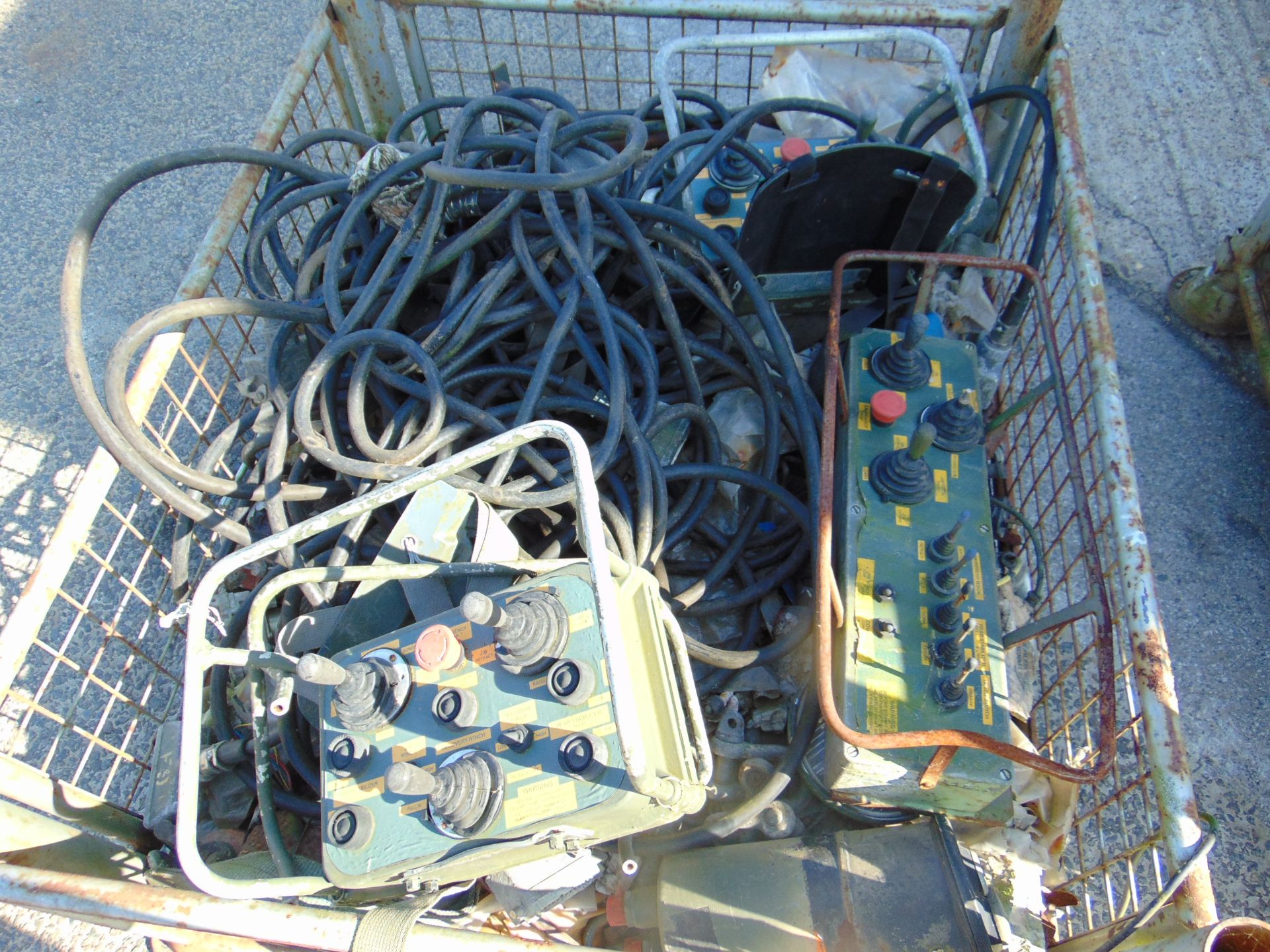 Pallet of Recovery Equipment inc. Crane/Winch Controls and Leads, Tools etc. - Image 3 of 3