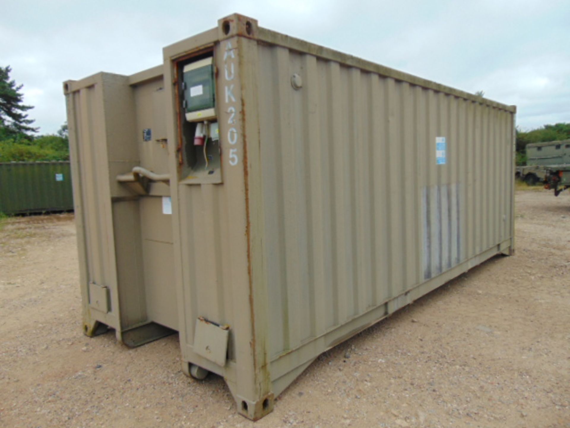 20ft Insulated ISO Container with fork handling positions, twist lock castings etc - Image 8 of 15