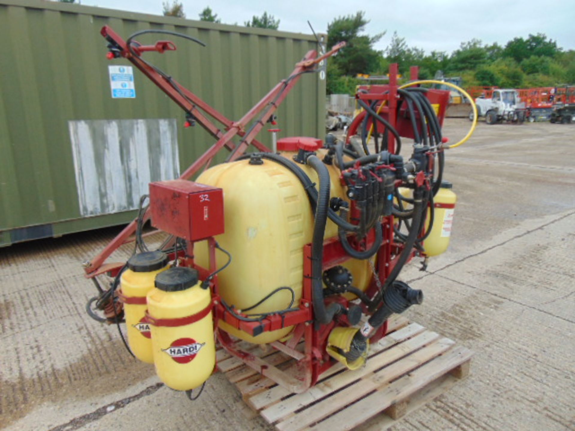 Hardi 400L Crop Sprayer - Image 2 of 10