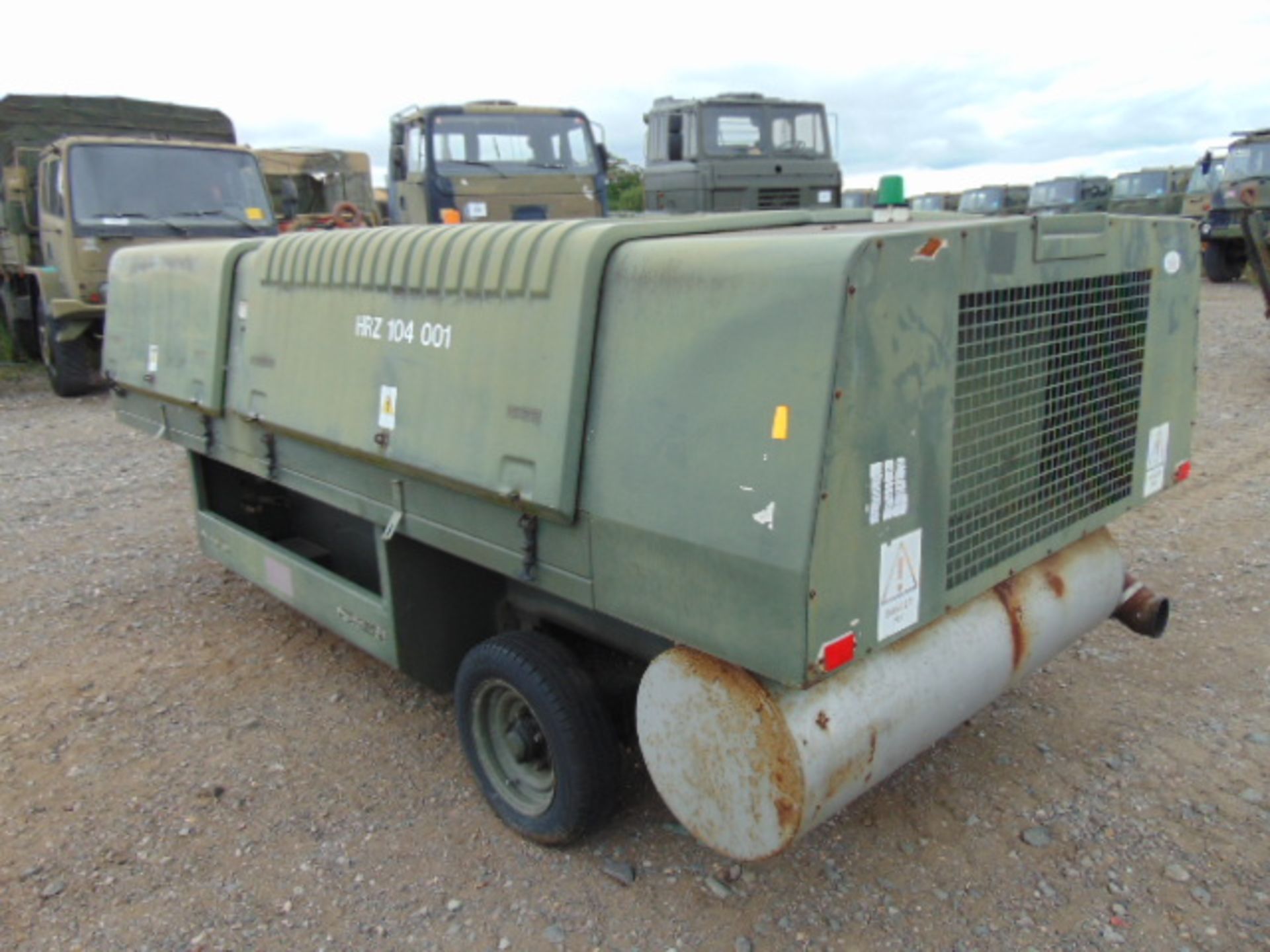 Houchin Twin Axle 60 KVA 48KW Aircraft Ground Power Unit c/w Cummins Engine - Image 8 of 16