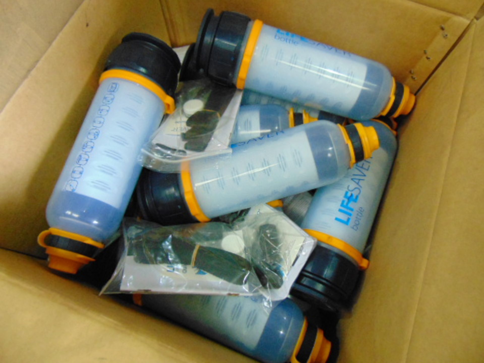 20 x Unissued Lifesaver 400UF ultra filtration water bottles