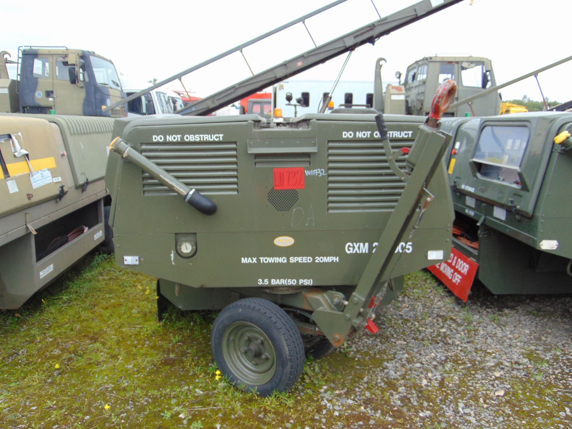 90 KVA (72KW) HOUCHIN CTPU GENERATOR C/W LEADS- 3777 HOURS FROM RAF RESERVE - Image 3 of 11