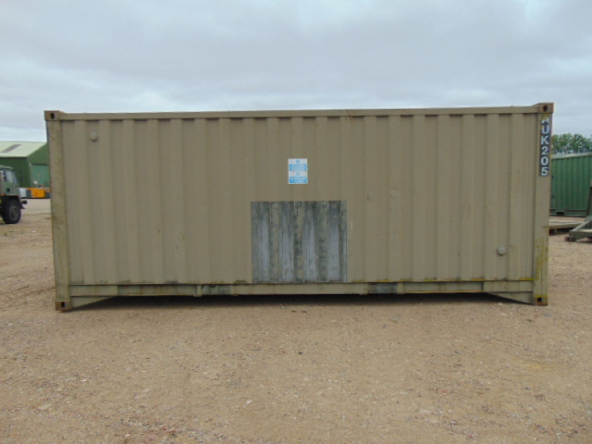 20ft Insulated ISO Container with fork handling positions, twist lock castings etc - Image 4 of 15