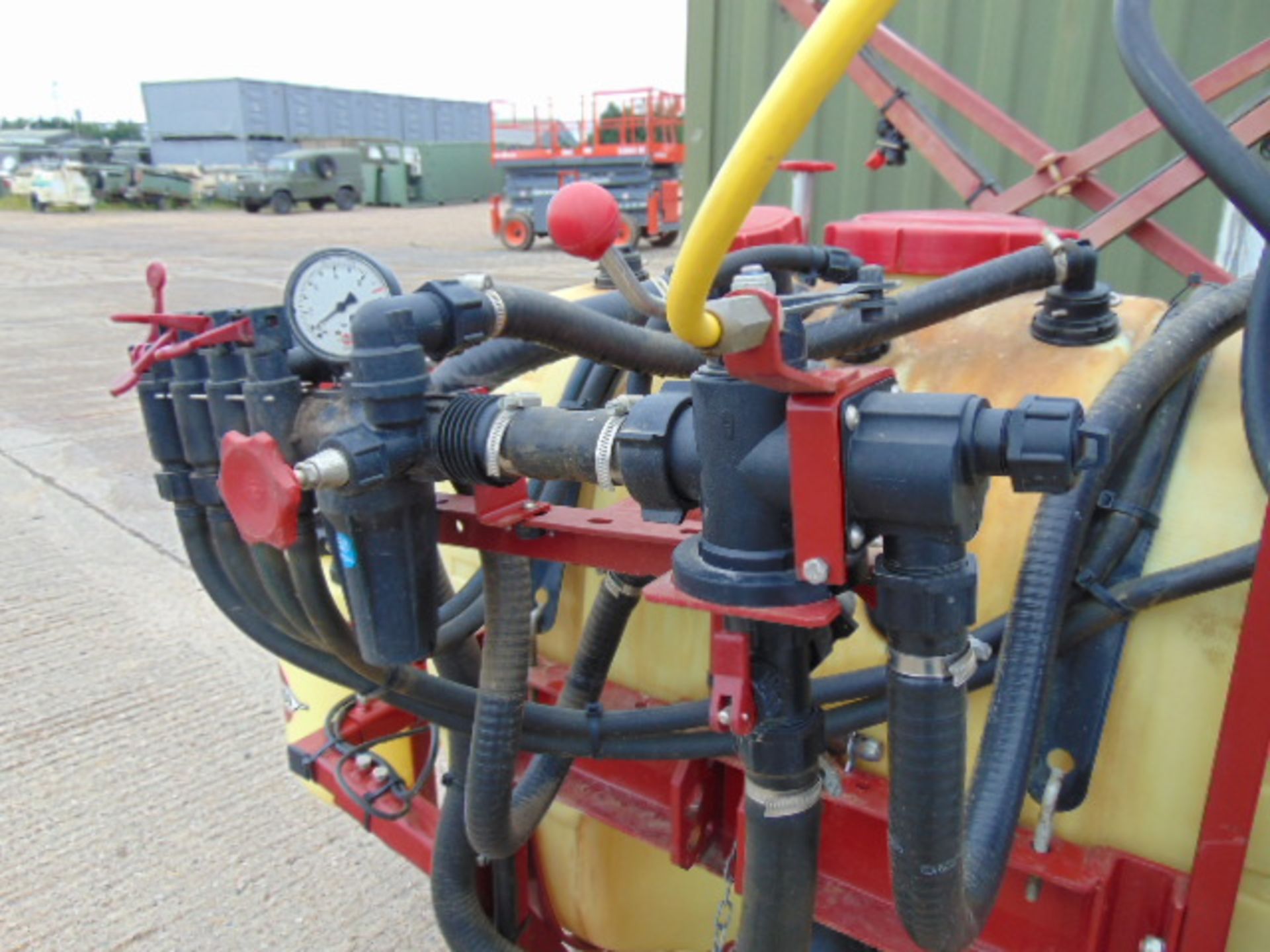 Hardi 400L Crop Sprayer - Image 8 of 10