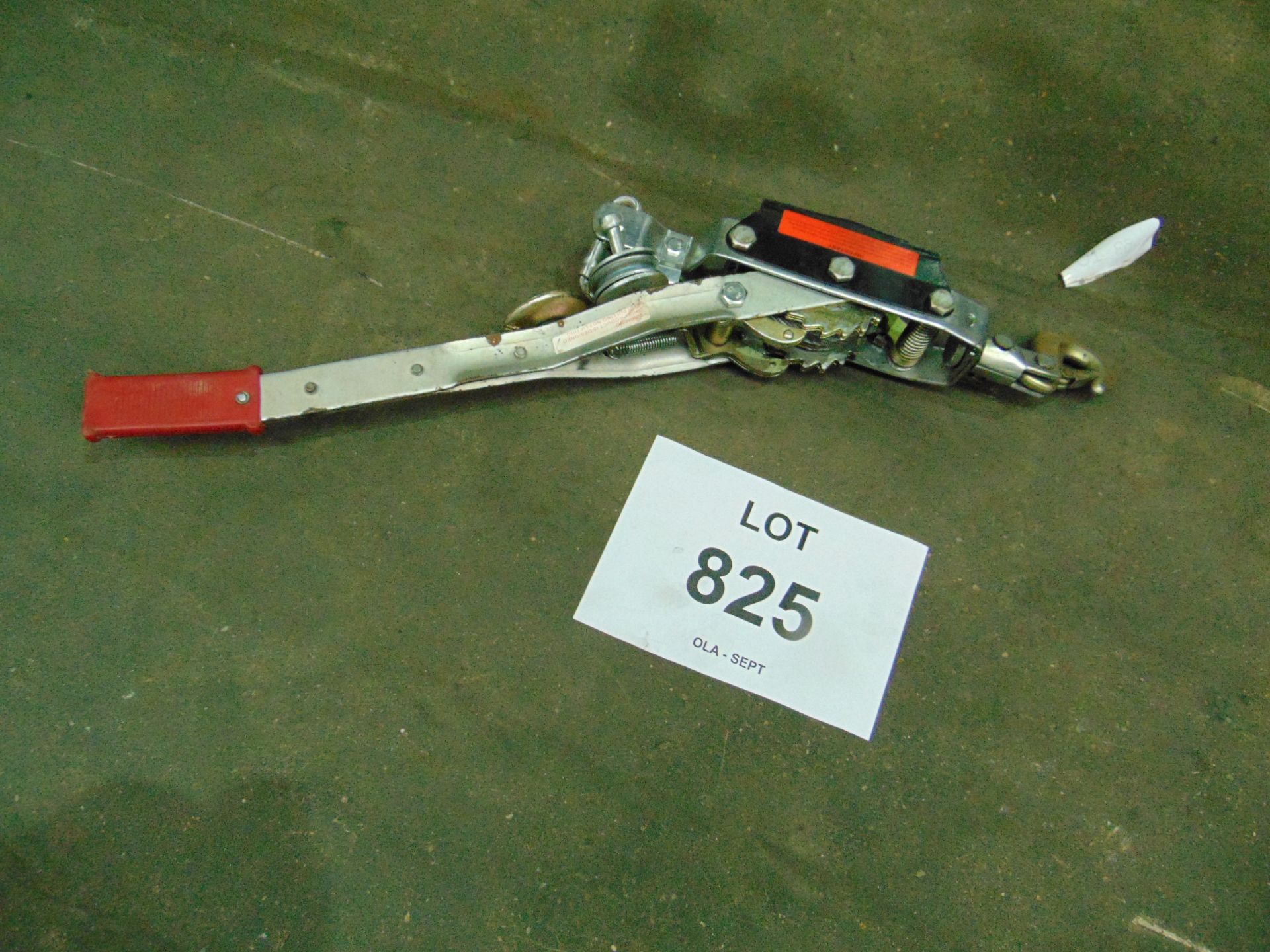 Manual Ratchet Lift as Shown - Image 3 of 3