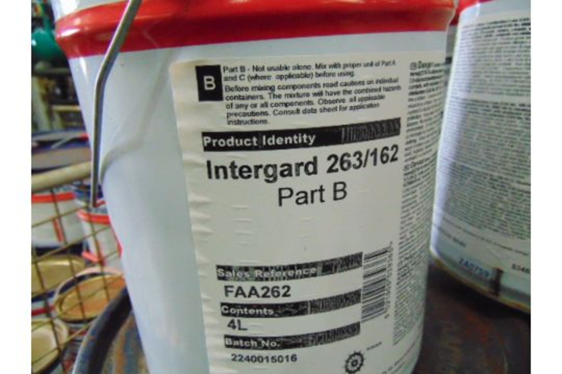 24 x Unissued 20L Tins of International Interguard 263 2 Pack Light Grey Epoxy Tie Coat Primer - Image 4 of 4