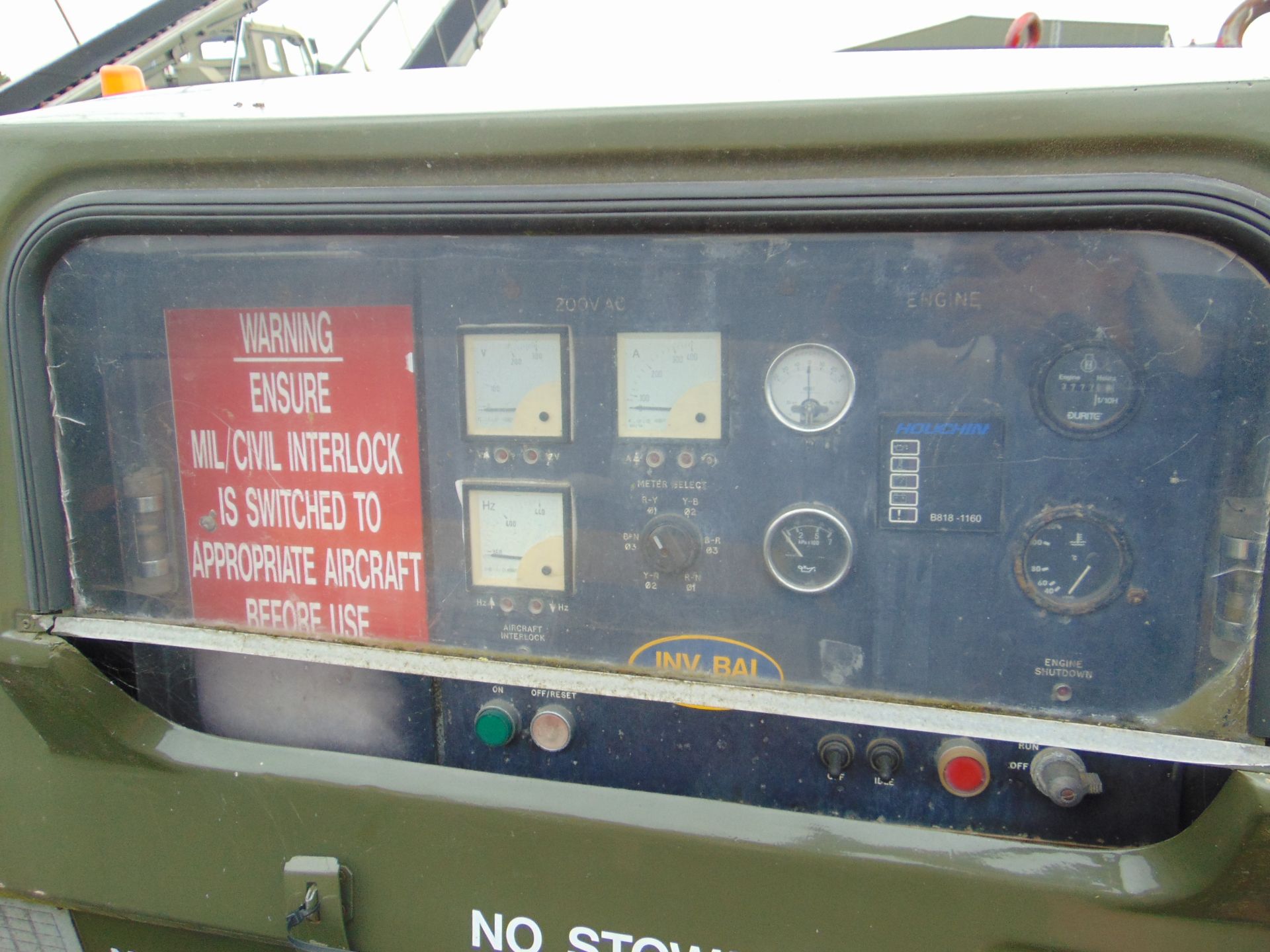 90 KVA (72KW) HOUCHIN CTPU GENERATOR C/W LEADS- 3777 HOURS FROM RAF RESERVE - Image 7 of 11