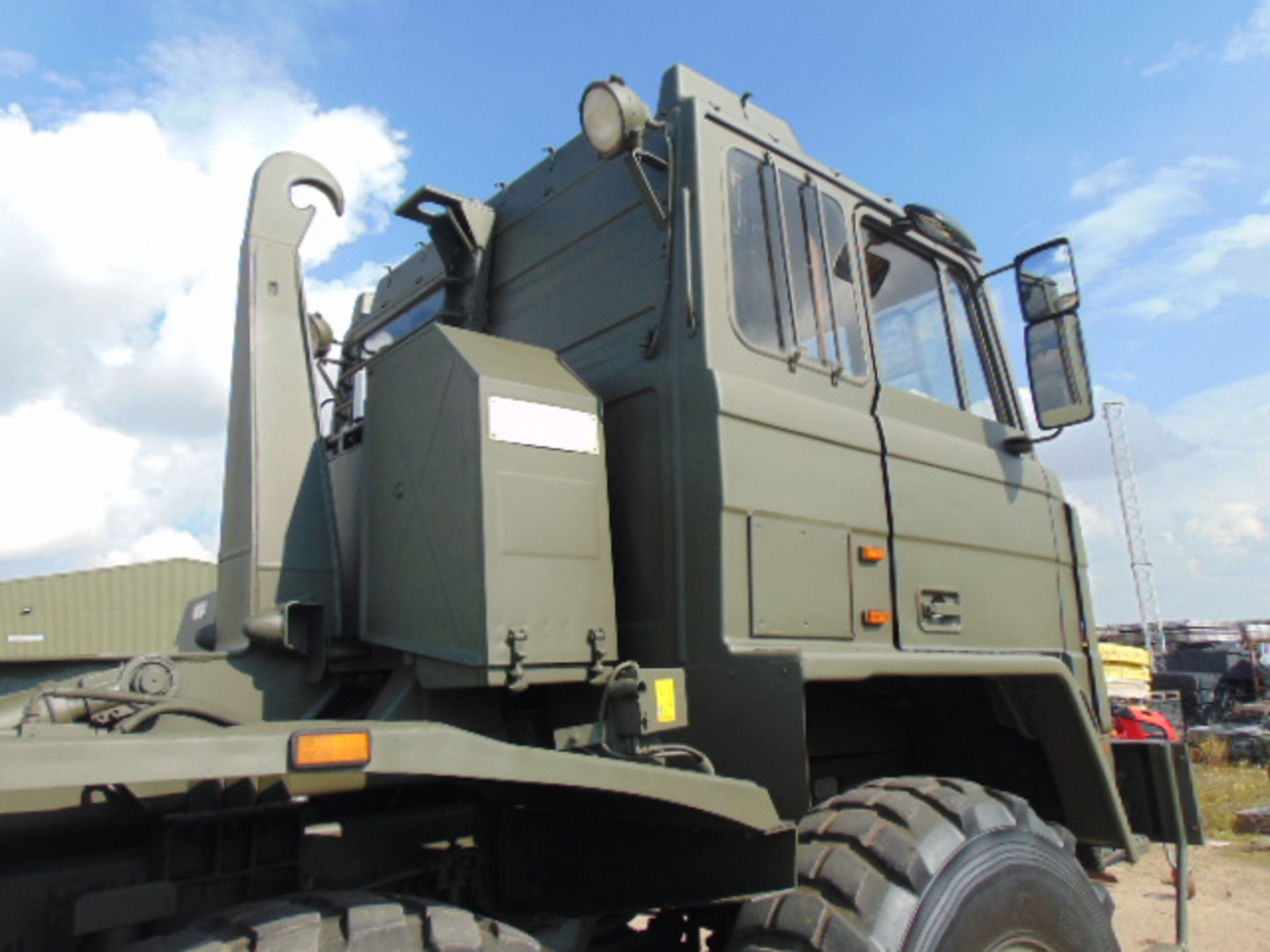 Foden 8x6 DROPS LHD Hook Loader ONLY 38,081Km! - Image 13 of 25