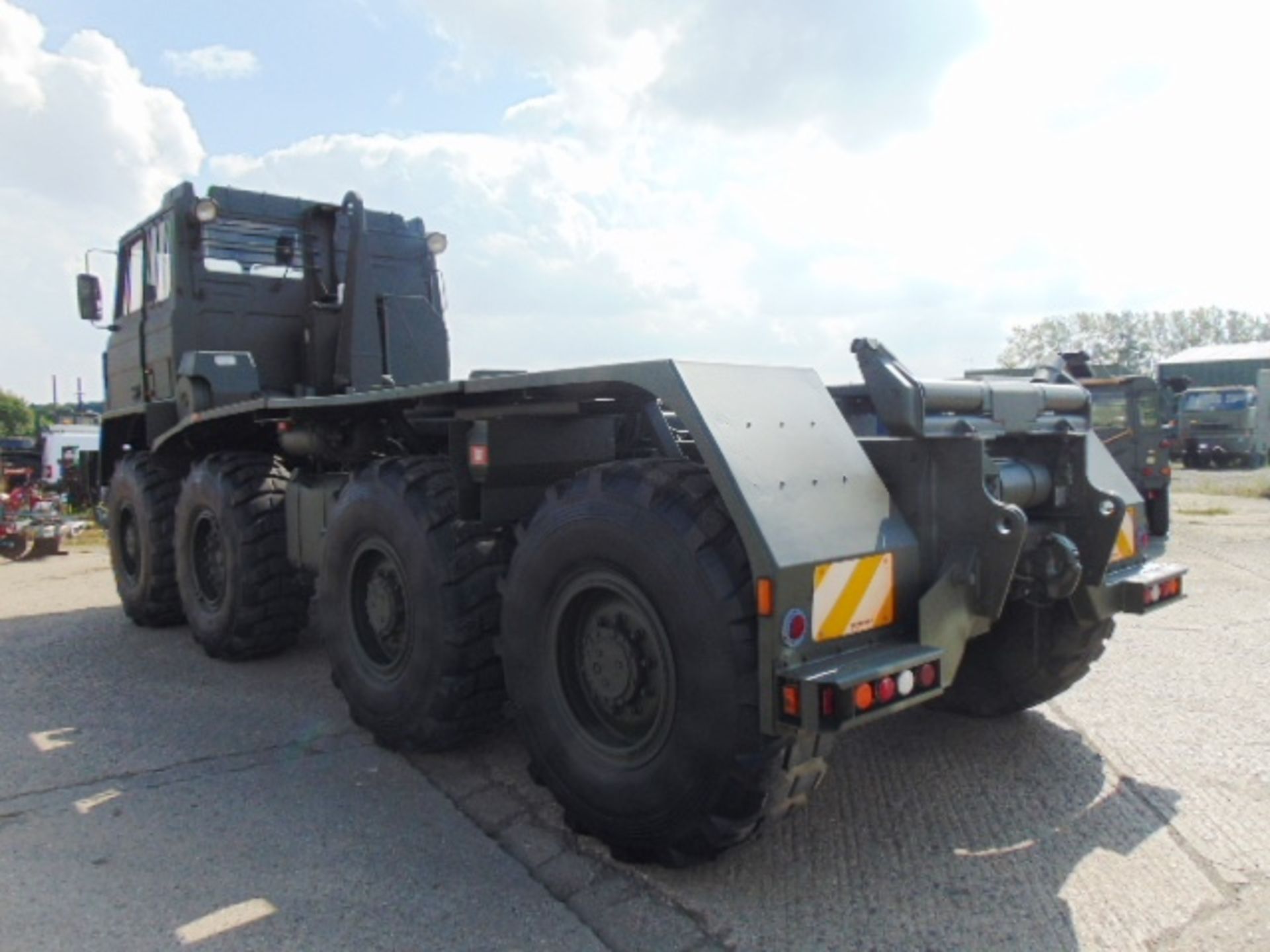 Foden 8x6 DROPS LHD Hook Loader ONLY 38,081Km! - Image 8 of 25