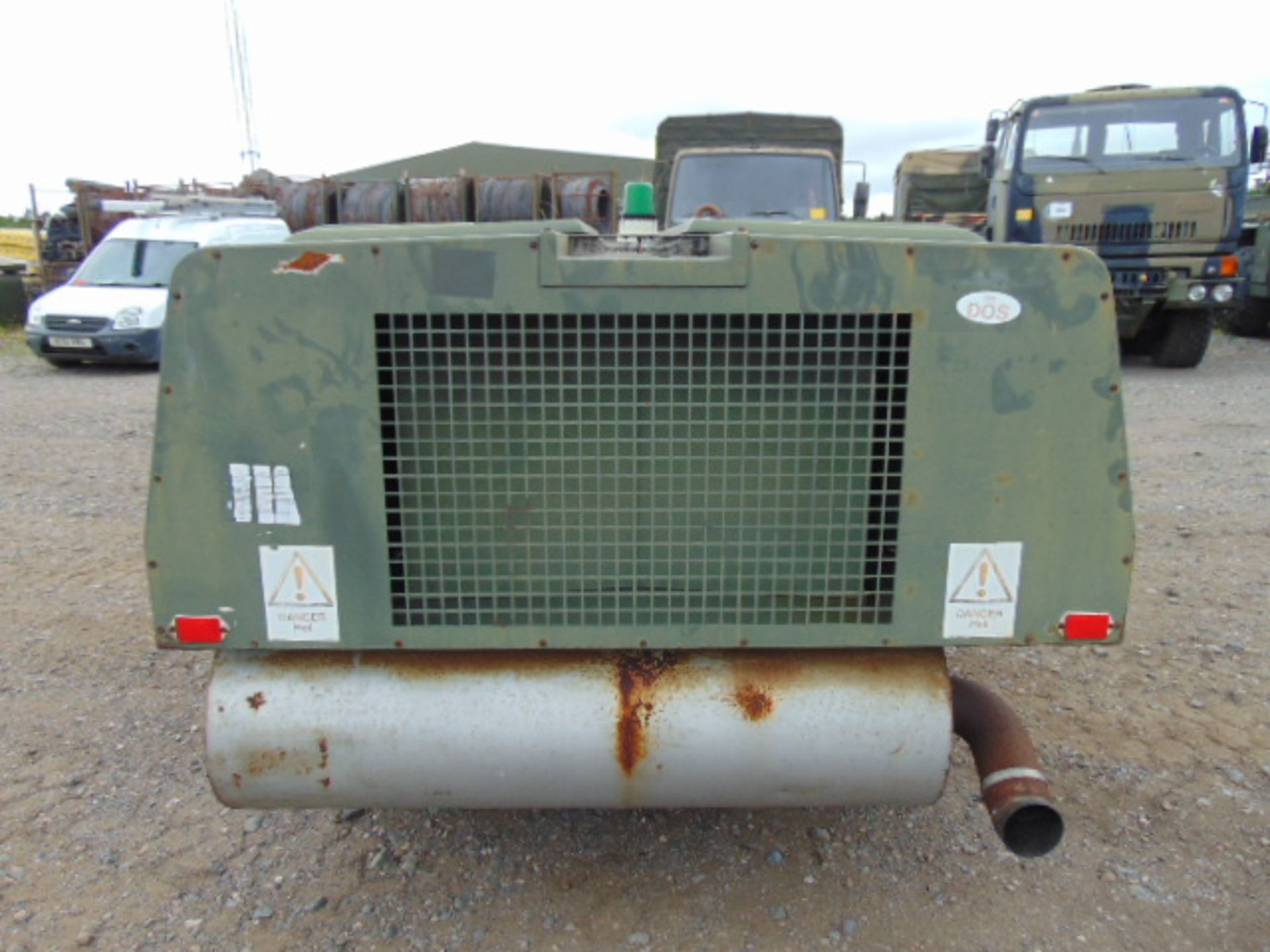 Houchin Twin Axle 60 KVA 48KW Aircraft Ground Power Unit c/w Cummins Engine - Image 7 of 16