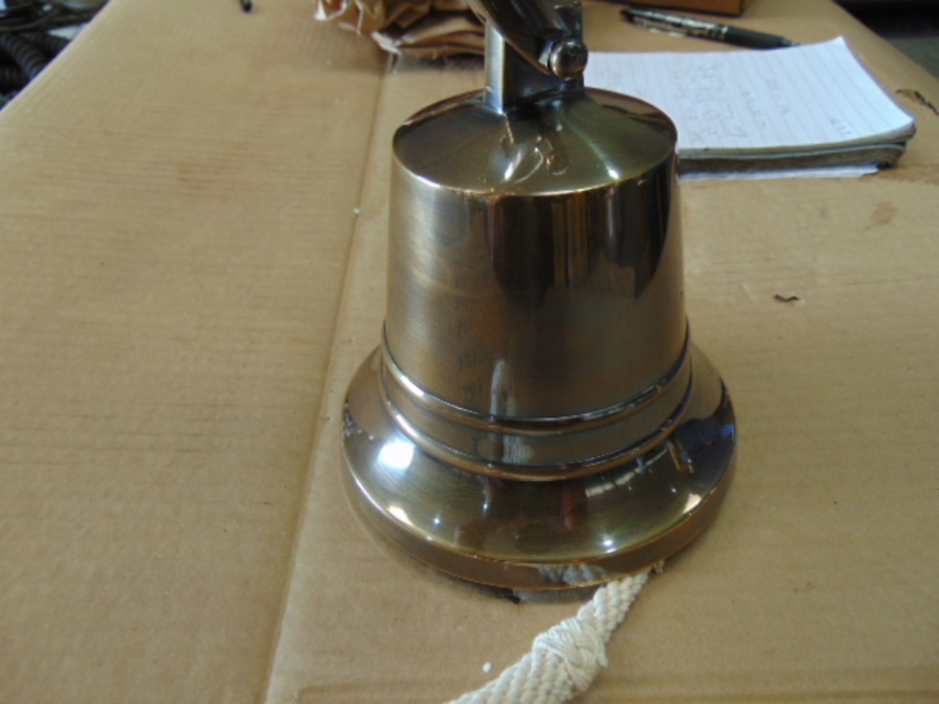 BRONZE SHIPS BELL WITH HANGER AND ROPE FOR WALL MOUNTING - Image 3 of 4