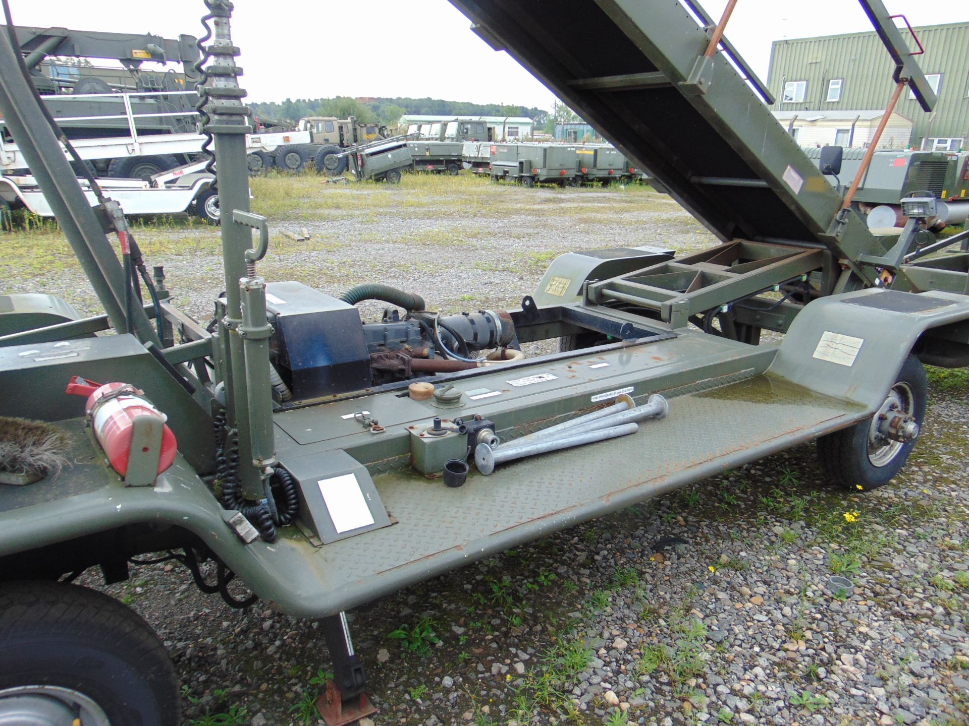 AGSE AIRCRAFT MOBILE CONVEYOR FROM RAF RESERVE - Image 4 of 16