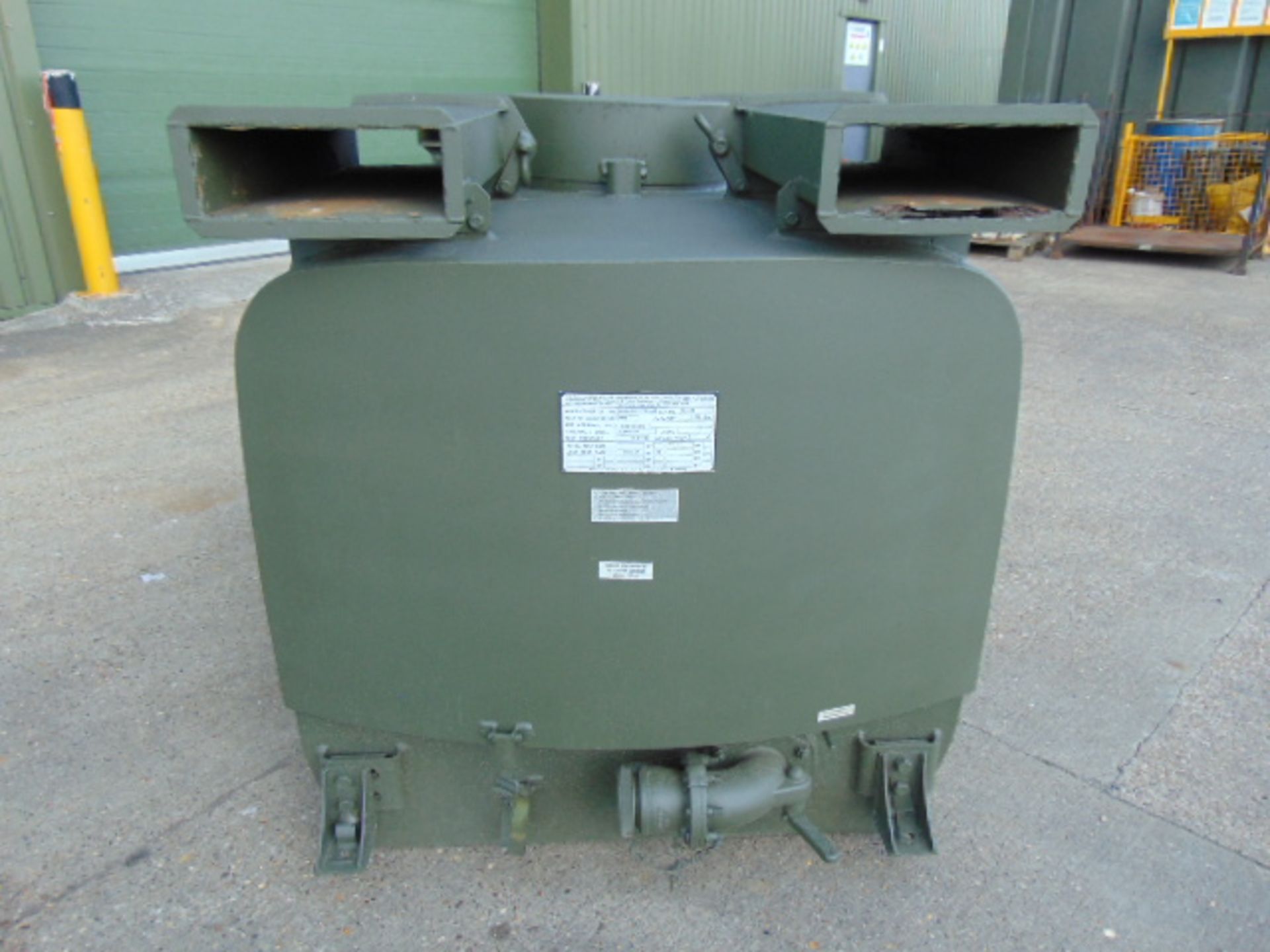 Gloster Saro 2,200Ltr Aluminium Fuel/Fluid Distribution Tank - Image 2 of 10