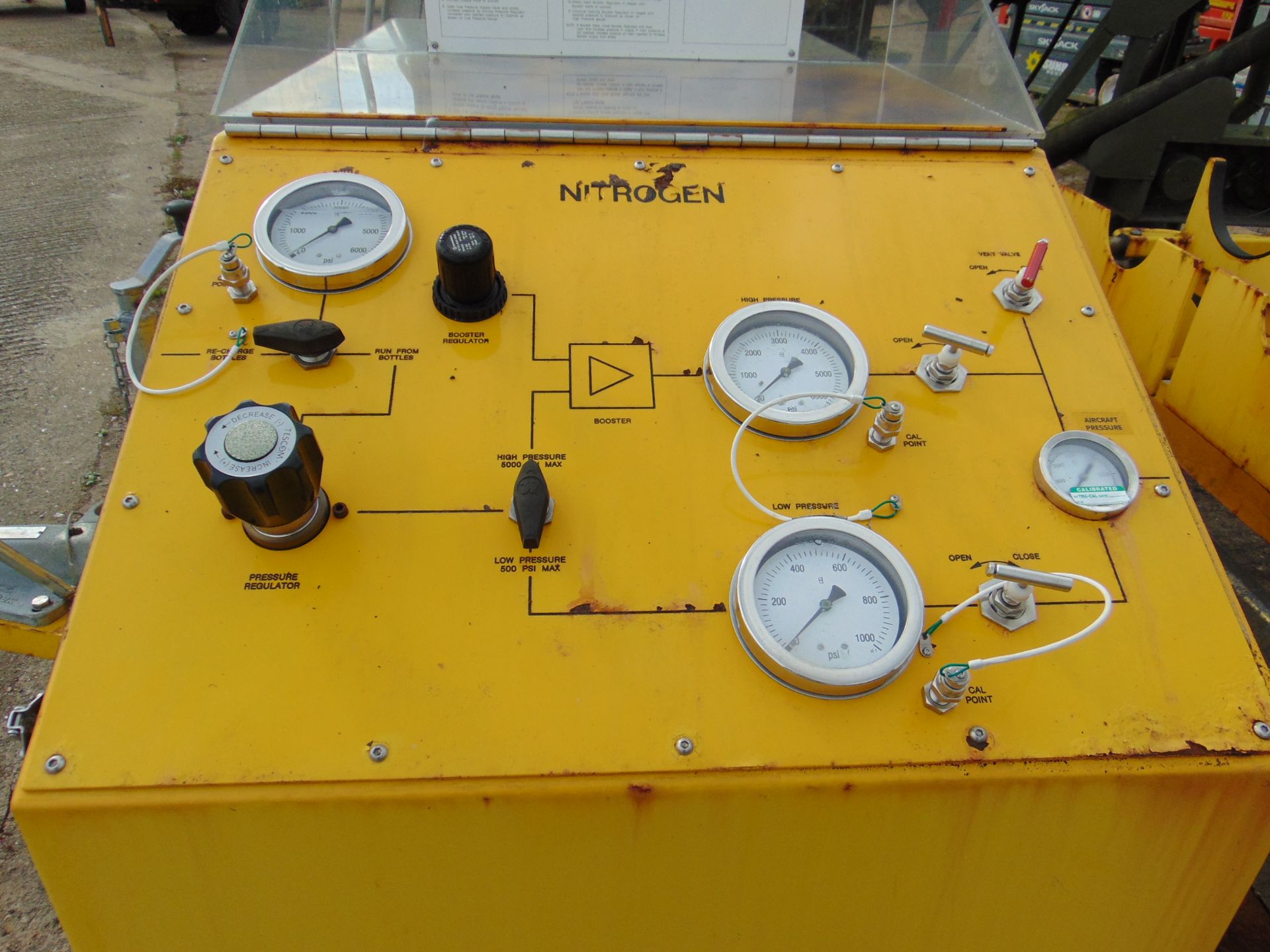 Nitrogen Single Axle Servicing Trolley with Brakes etc. from RAF - Image 4 of 4