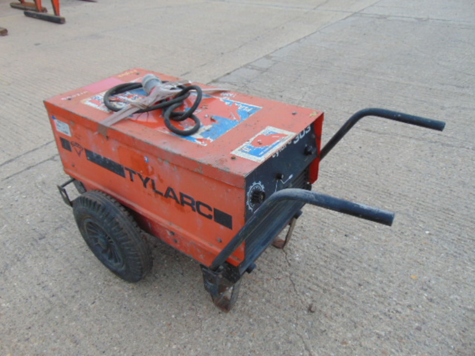 Kemmpi Tylarc 303, 300 AMP Mobile Arc Welder