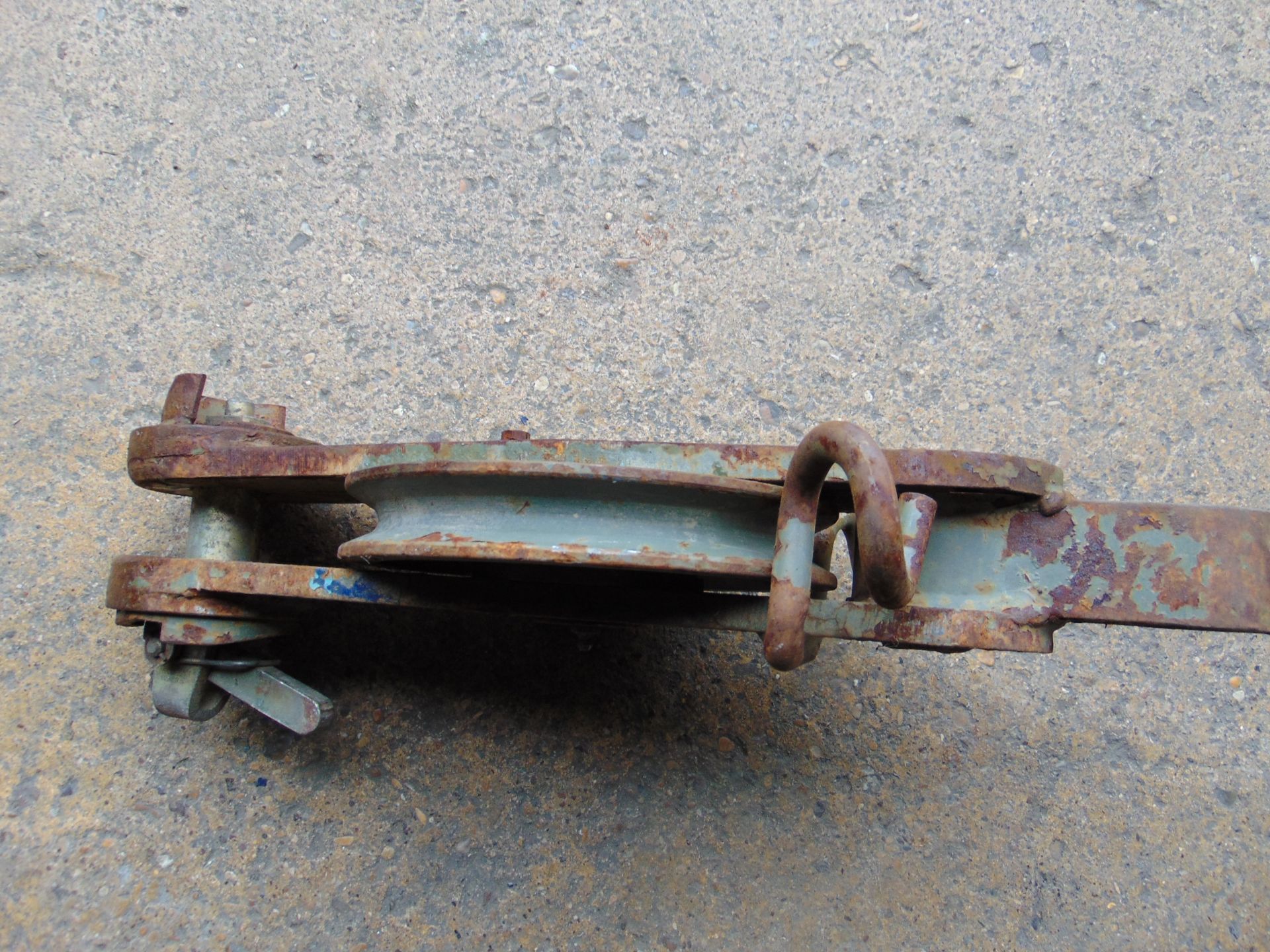 CVR(T) Recovery Pulley Block 1T with pin as used on Samson Recovery Vehicle - Image 3 of 7
