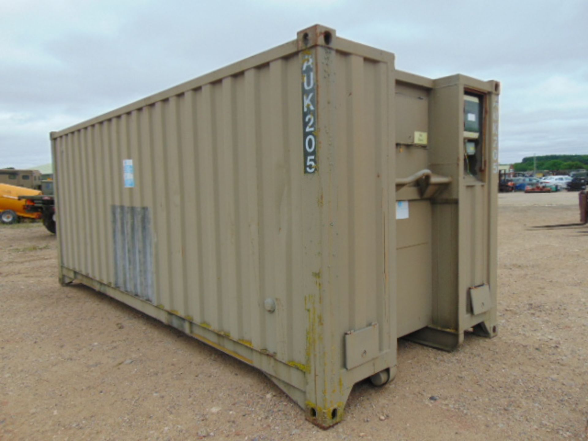 20ft Insulated ISO Container with fork handling positions, twist lock castings etc - Image 6 of 15