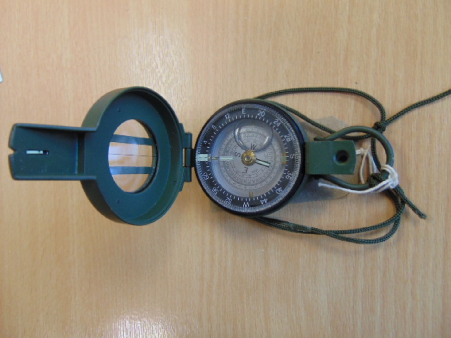 FRANCIS BAKER M88 PRISMATIC COMPASS - UNISSUED - Image 3 of 5