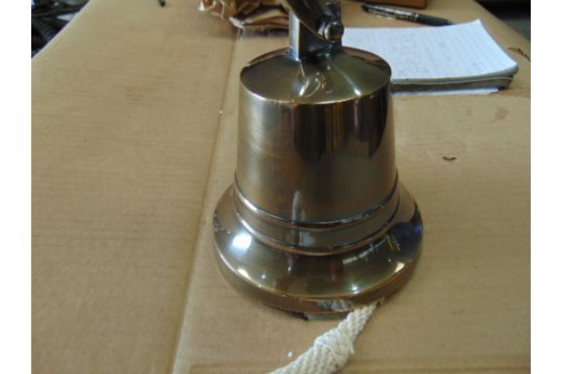 BRONZE SHIPS BELL WITH HANGER AND ROPE FOR WALL MOUNTING - Image 2 of 4