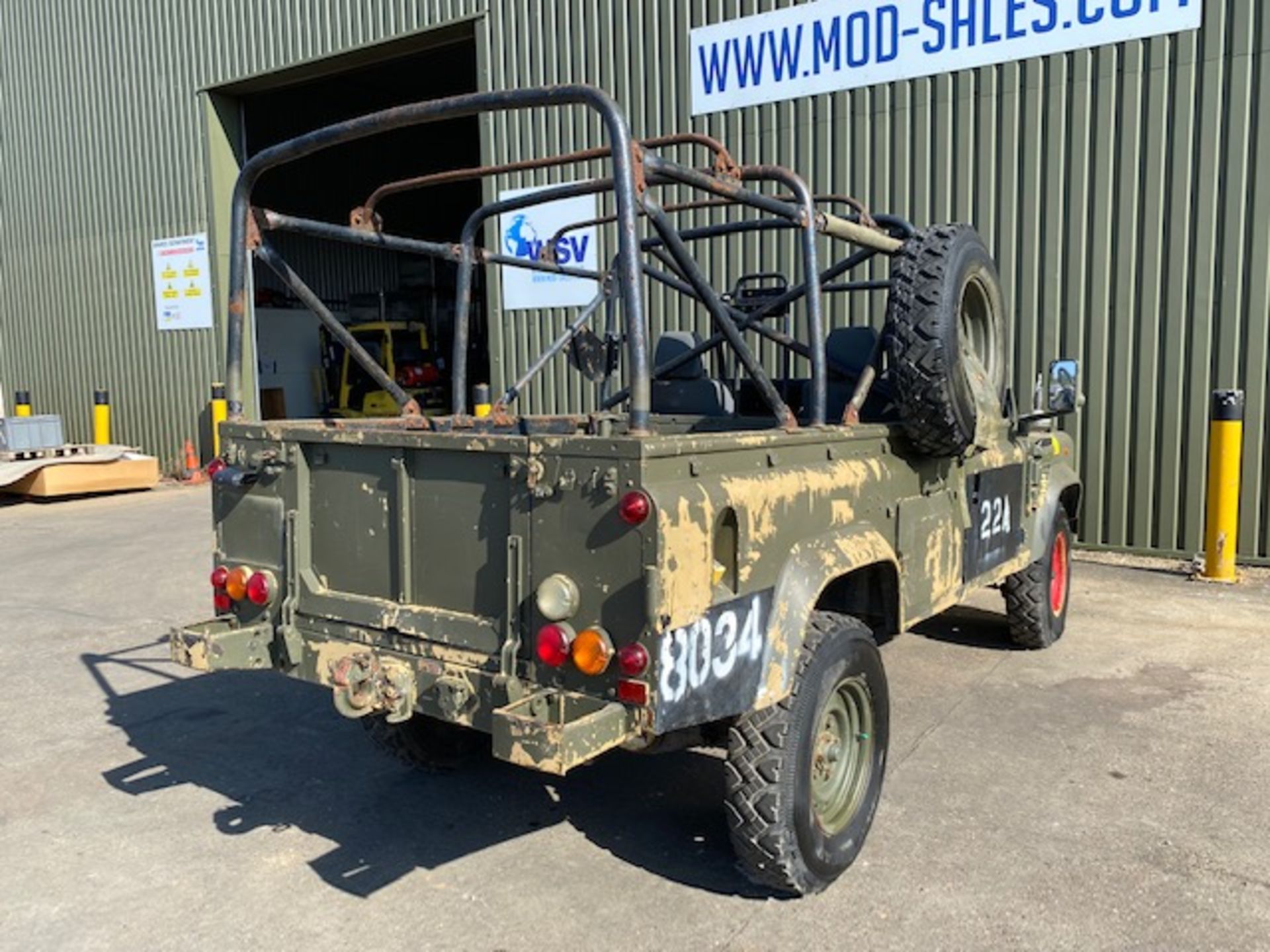 Land Rover Defender Wolf 110 Scout vehicle - Image 8 of 53