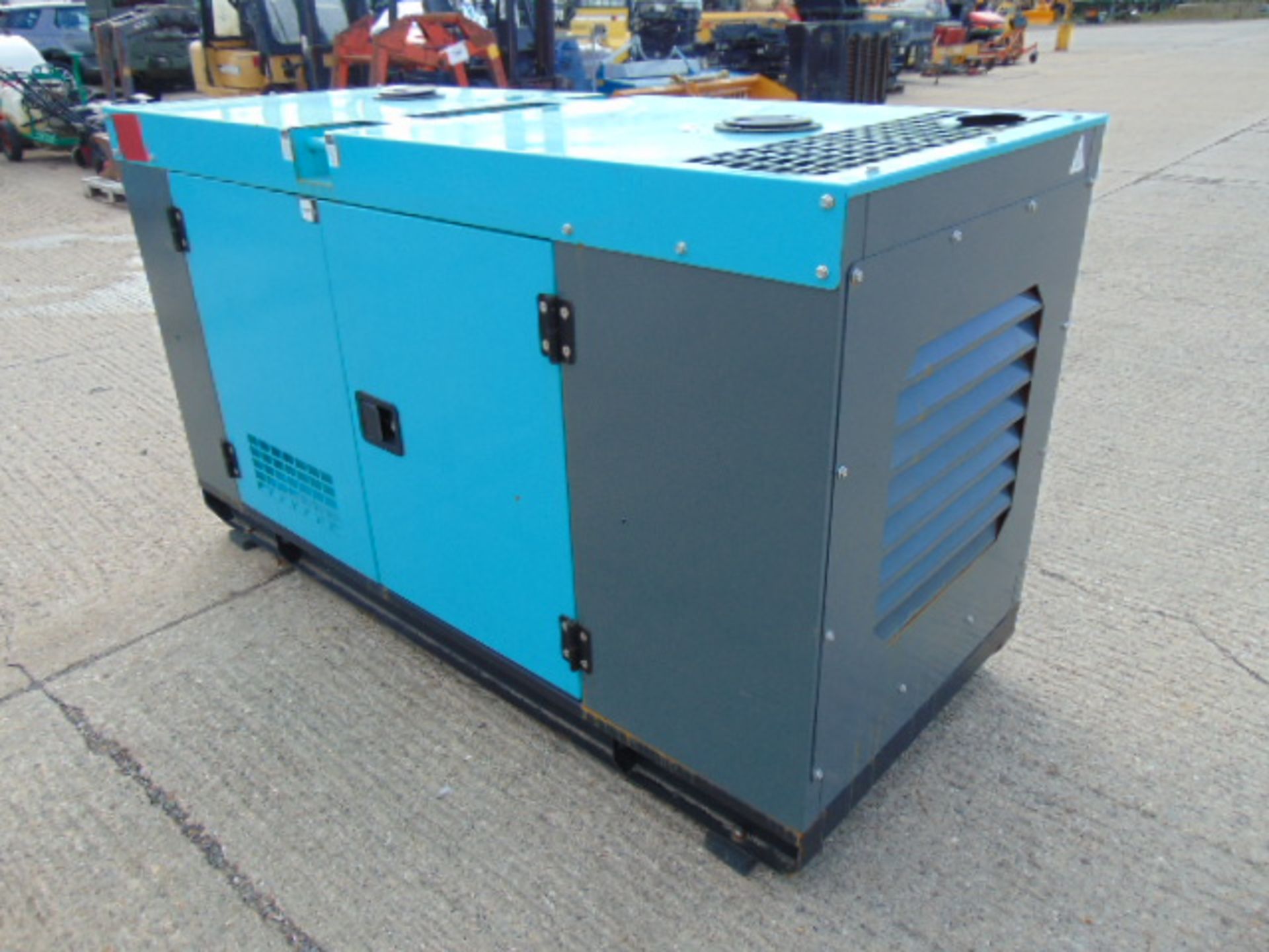 2020 UNISSUED 40 KVA 3 Phase Silent Diesel Generator Set - Image 6 of 17