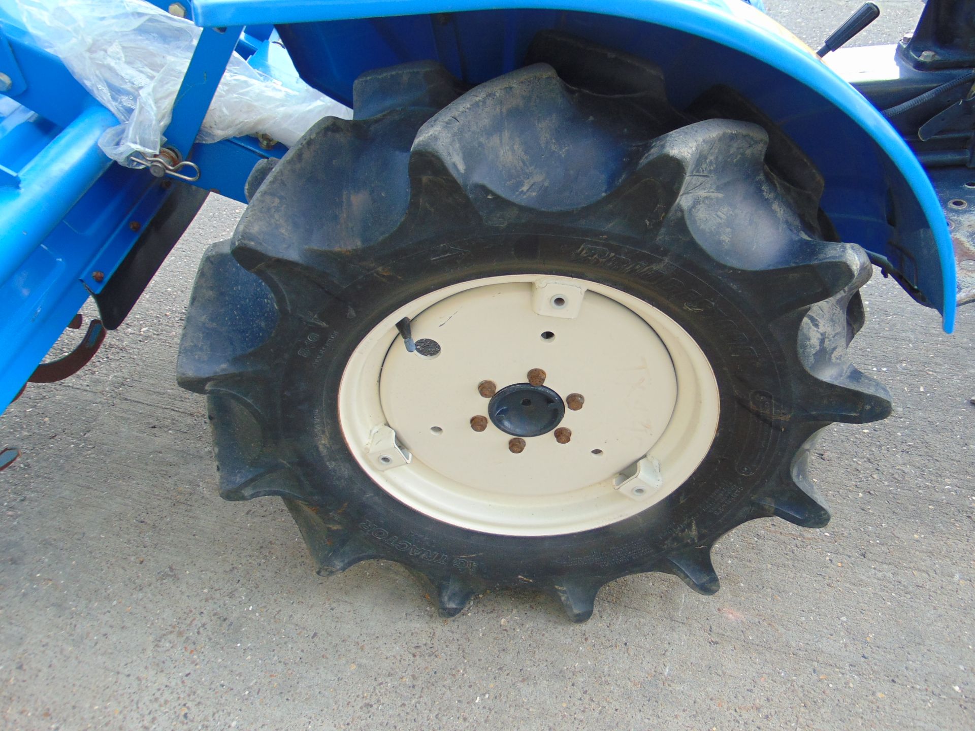 Iseki Model 145 Compact Tractor 4 x 4 c/w Iseki RA 1200 Rotavator 606 hours only - Image 8 of 17