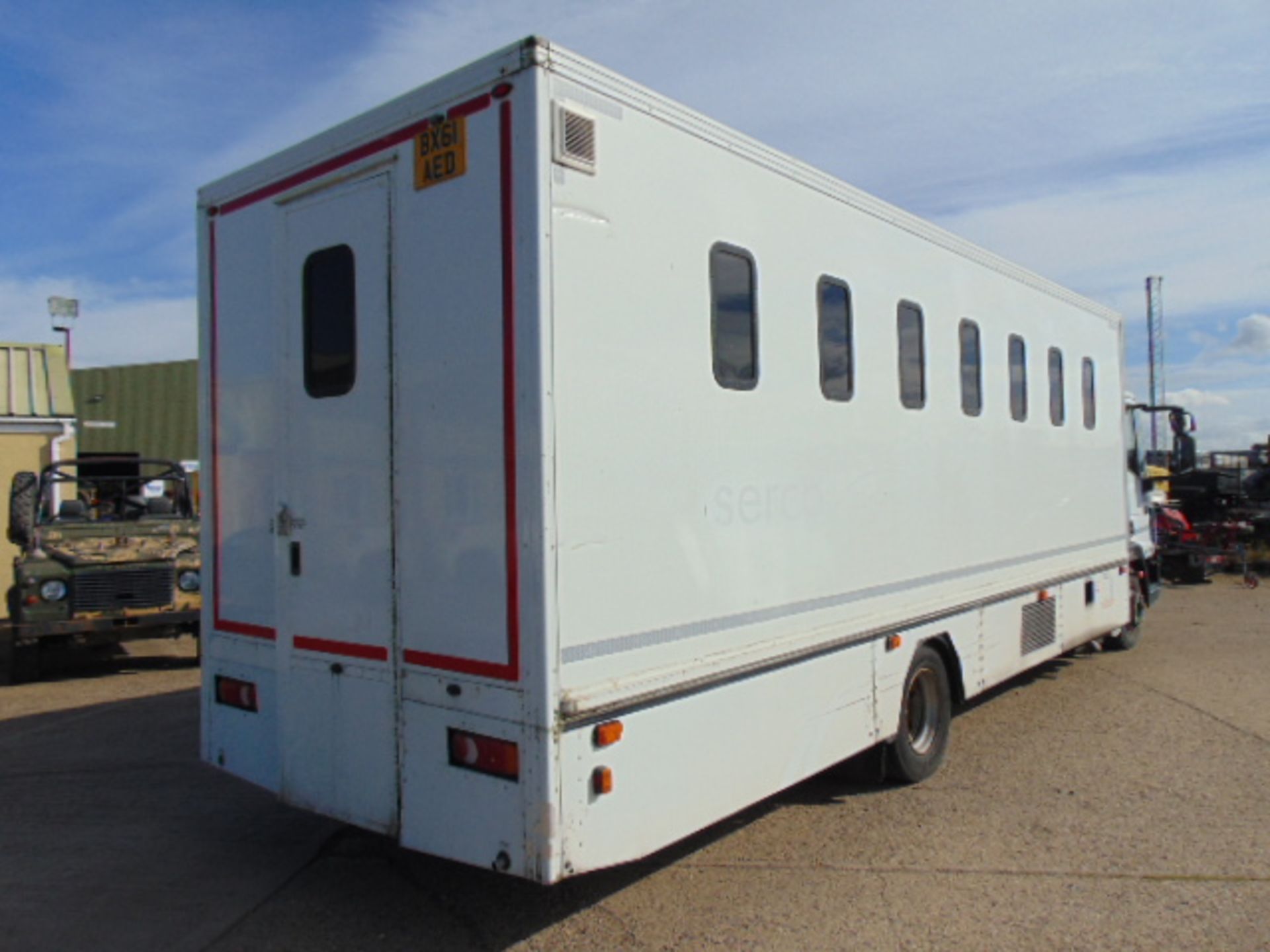 2011 Iveco Eurocargo 100E18 Day Cab Box Van 4x2 3.9L Diesel - Prison/Secure Transport Vehicle - Image 7 of 26