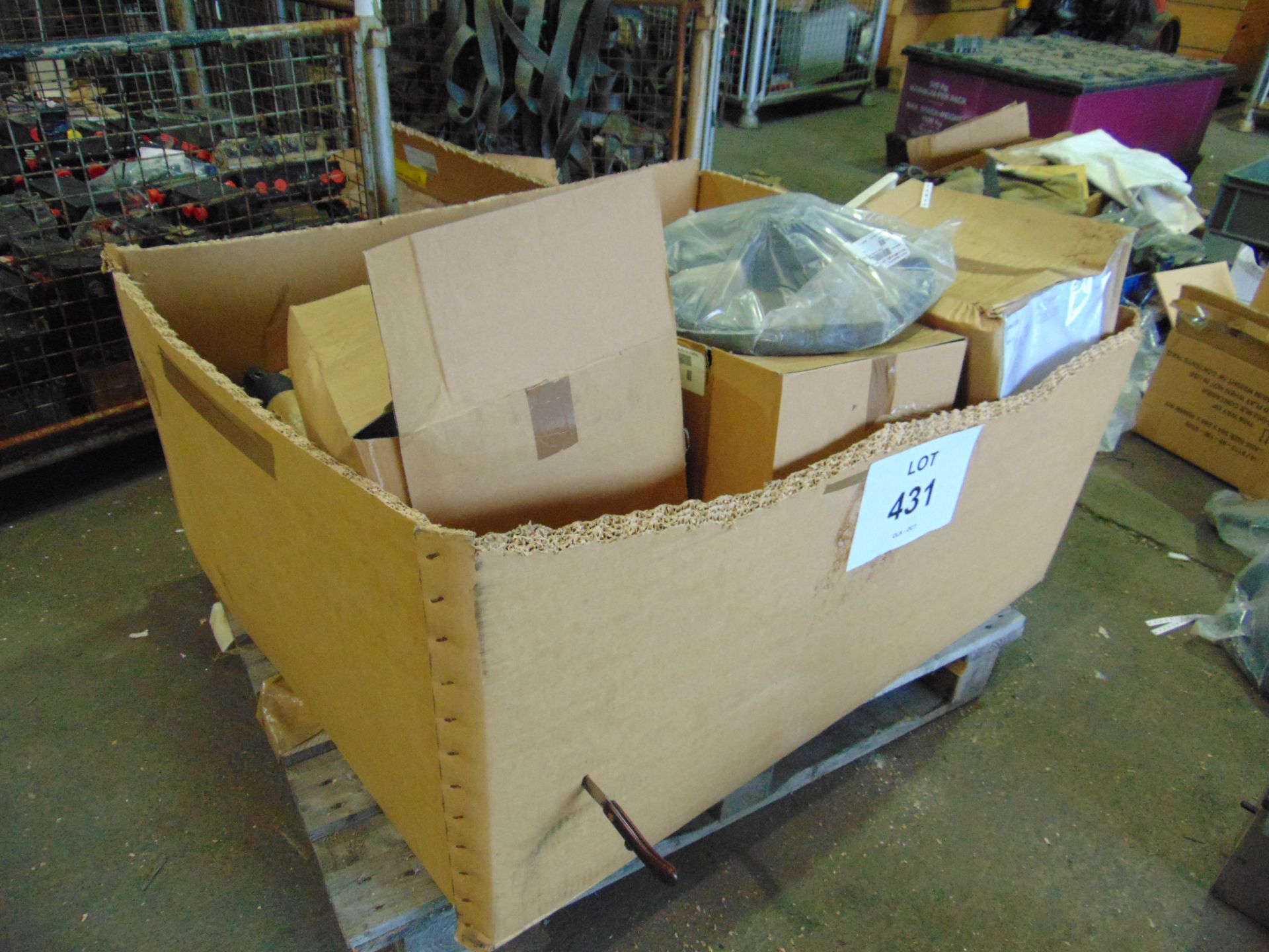 Triwall box of Vehicle / FV spares etc - Image 2 of 3