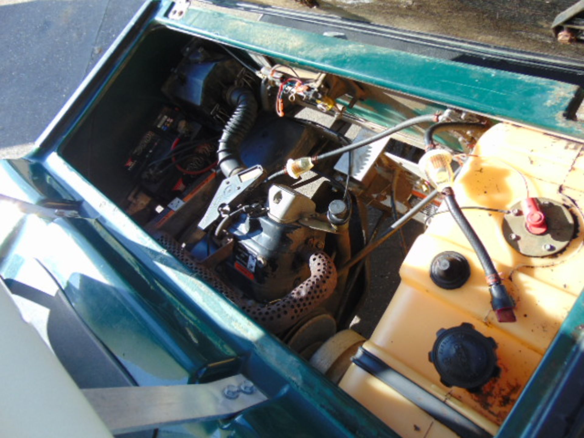 Club Car Precedent 4 Seat Petrol Golf Buggy - Image 13 of 18