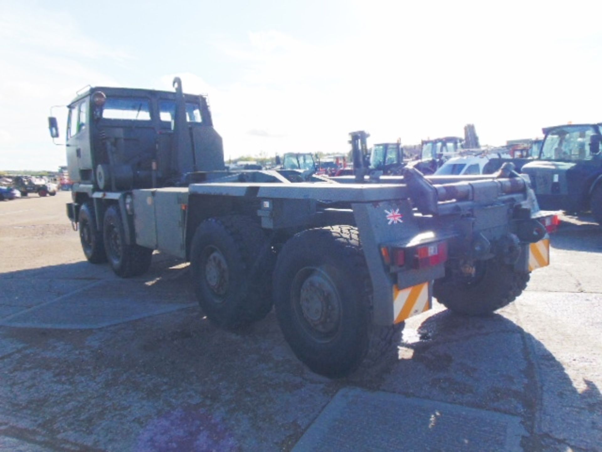 DAF 8x6 DROPS Multilift LHD Hook Loader - Image 5 of 26