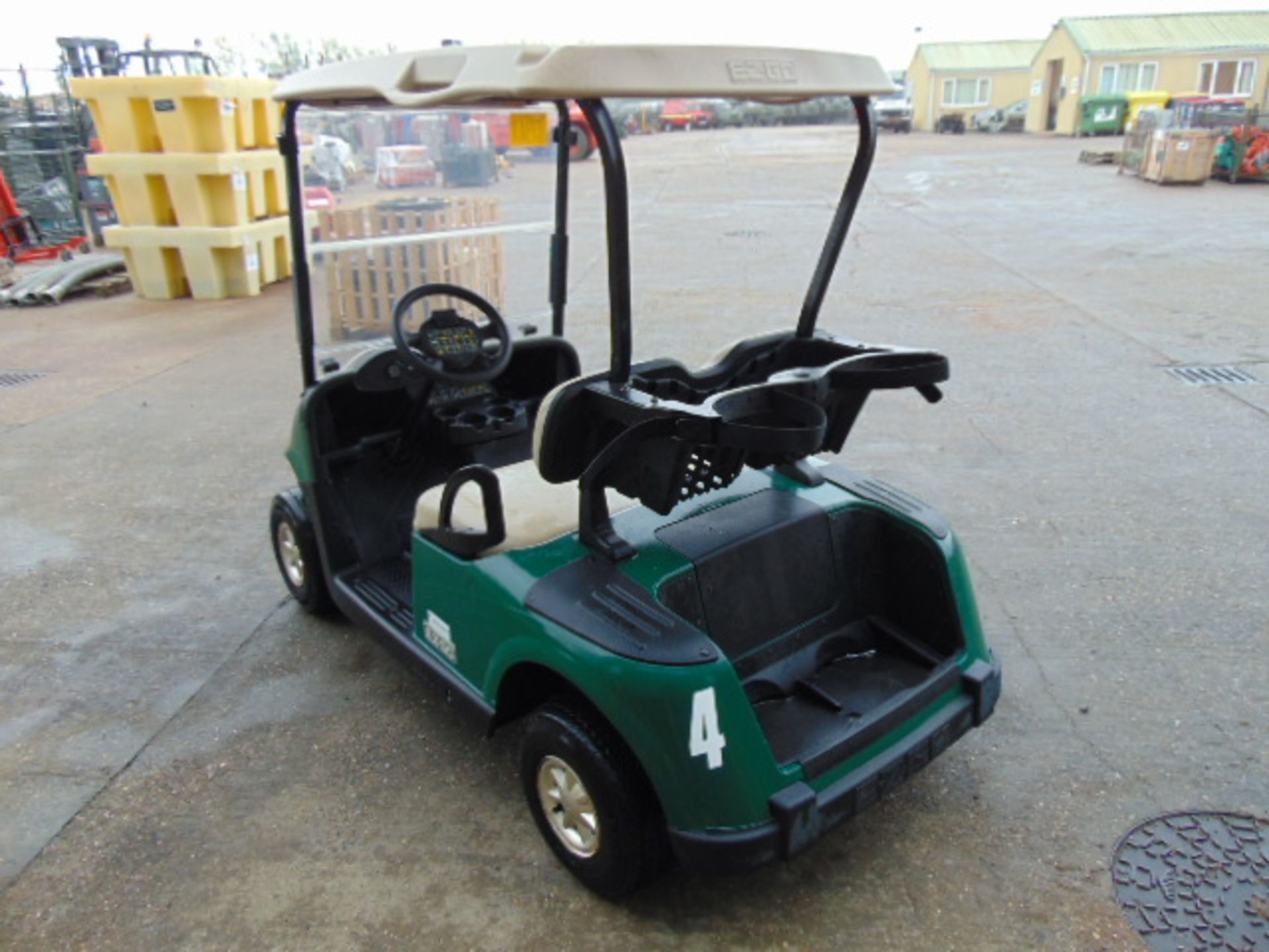 E-Z-GO 2 Seat Electric Golf Buggy - Image 8 of 13