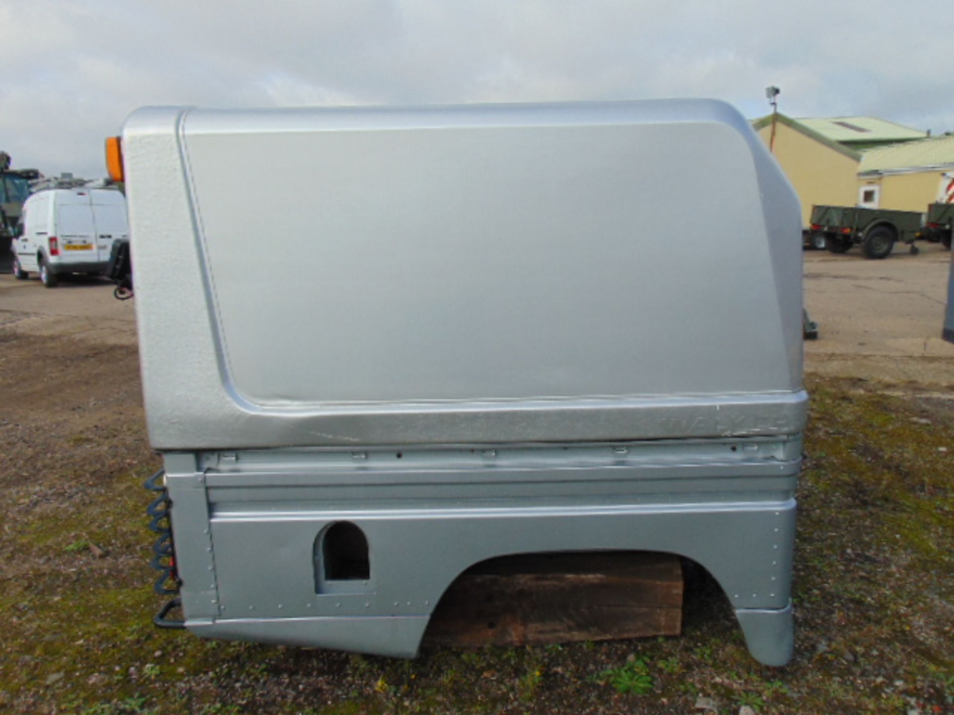 Land Rover Defender Hi Capacity Rear Body Unit C/W Hard Top - Image 10 of 15