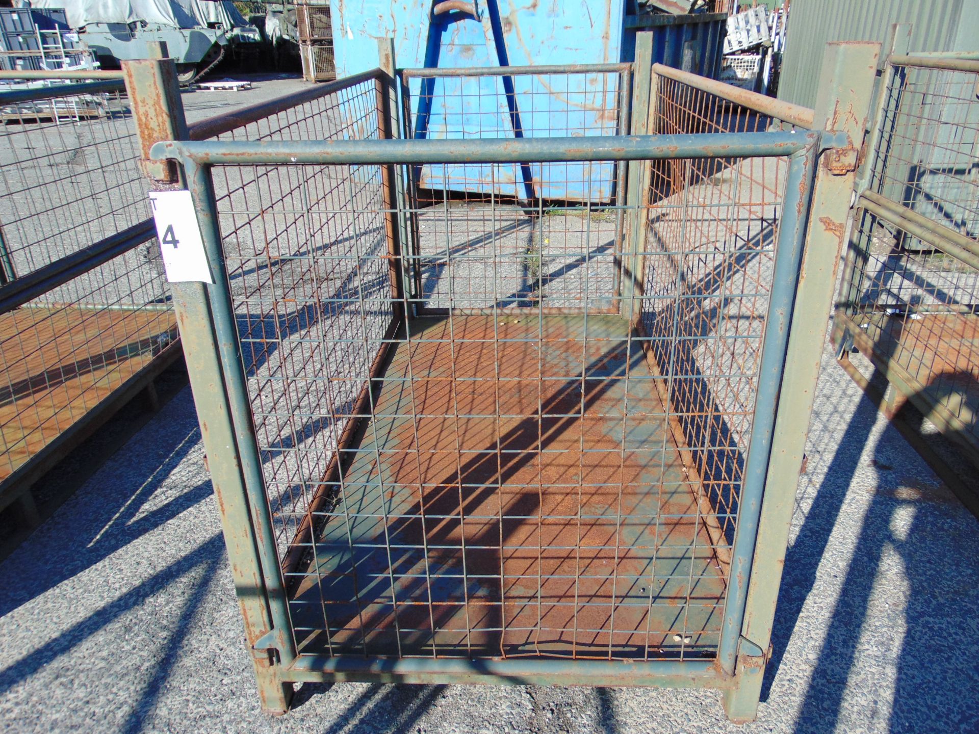 Heavy Duty Metal Stackable Stillage / Post Pallet - Image 4 of 4