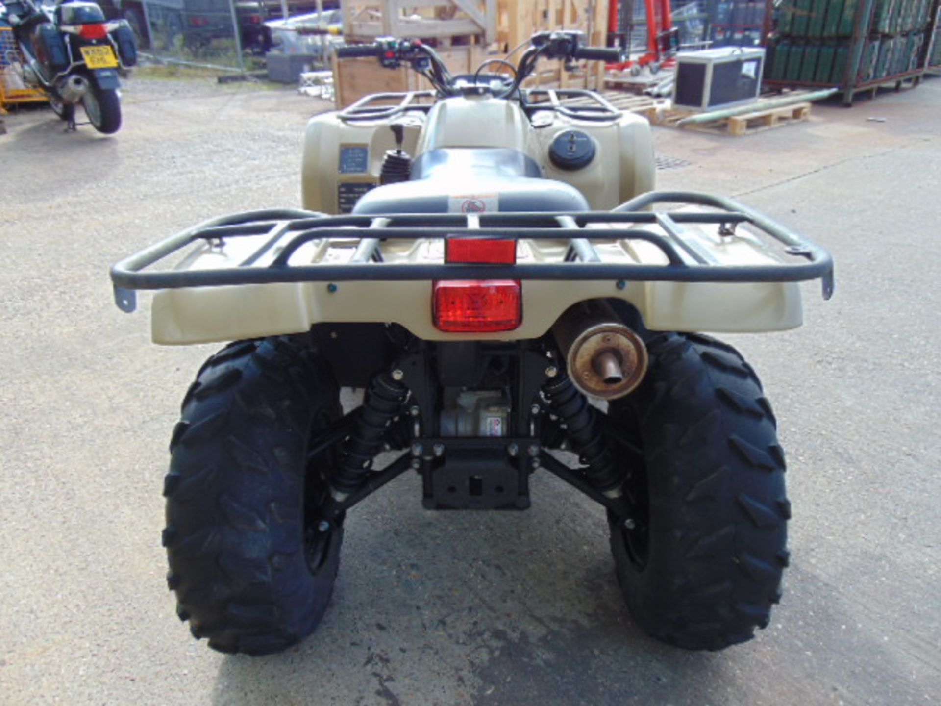 Military Specification Yamaha Grizzly 450 4 x 4 ATV Quad Bike Complete with Winch ONLY 130 HOURS! - Image 7 of 20