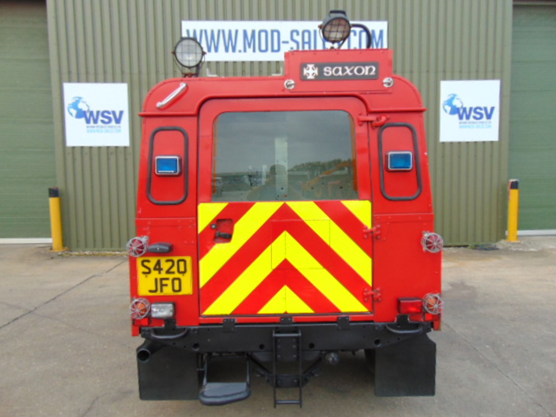 1 Owner Land Rover Defender 110 TD5 Saxon Firefighting Vehicle ONLY 34,600 MILES! - Image 10 of 45