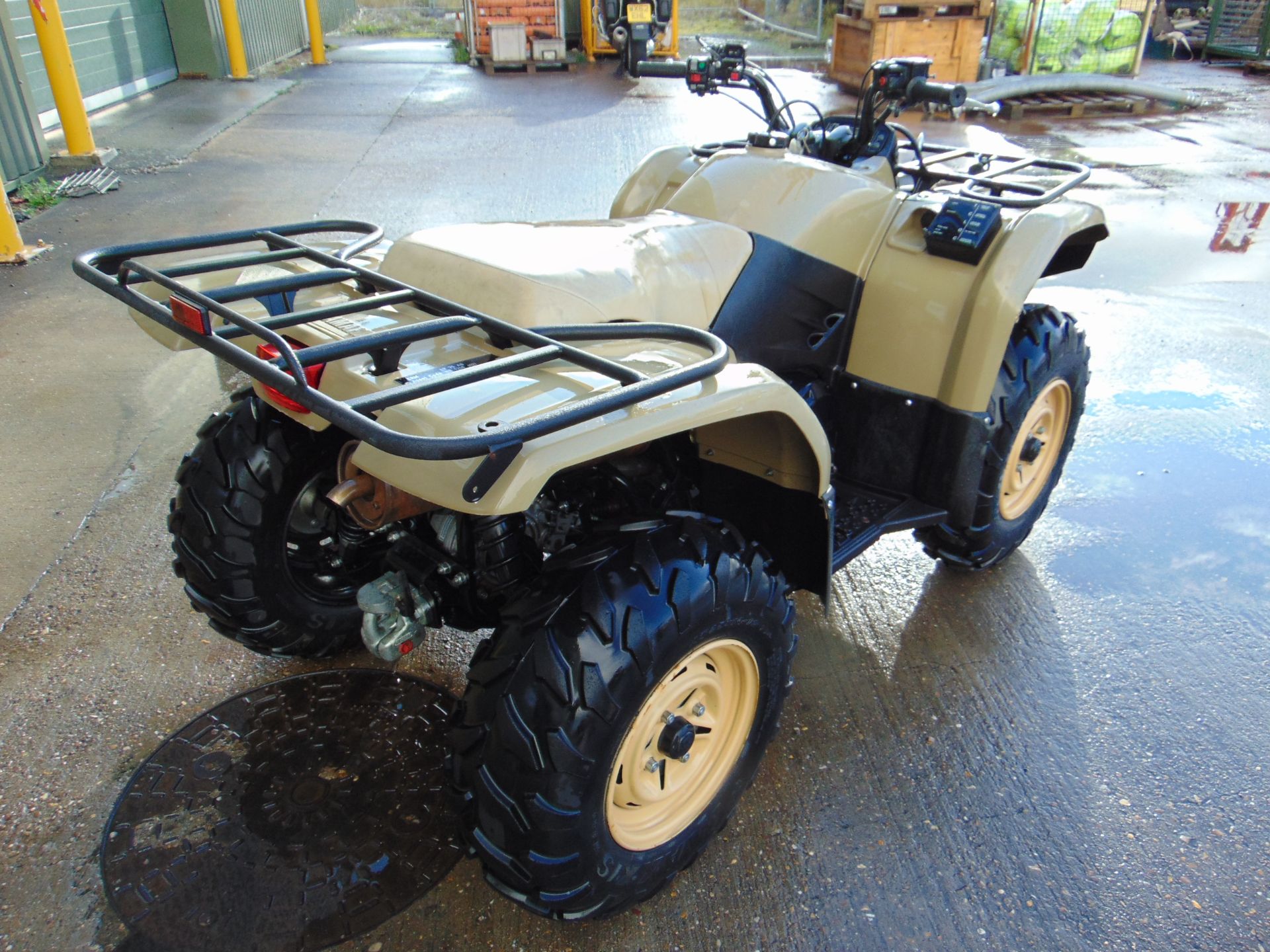 Yamaha Grizzly 450 4 x 4 ATV Quad Bike Complete with Winch ONLY 218 HOURS! - Image 6 of 13